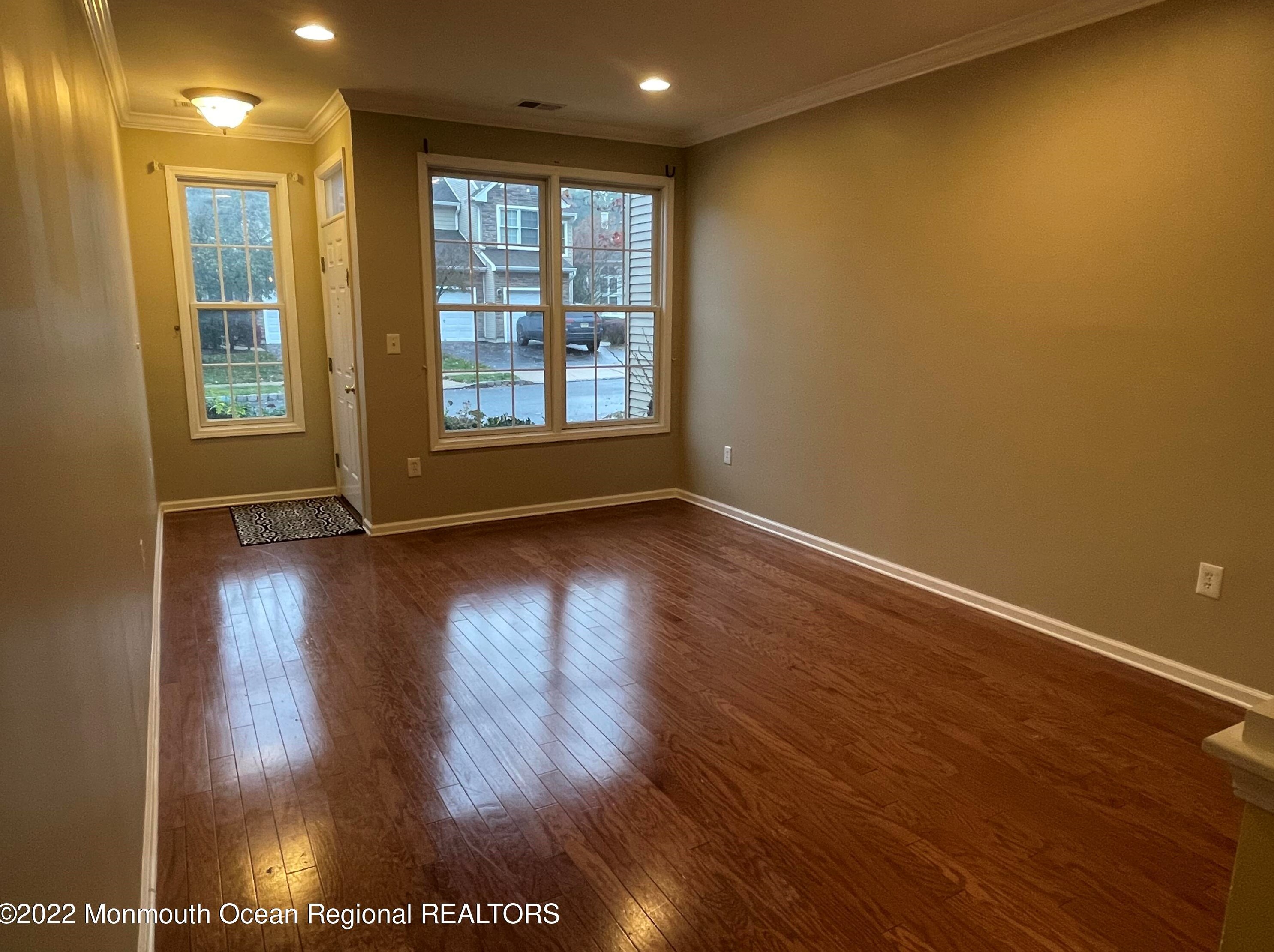 46 Amber Dr, Old Bridge, NJ 08857
