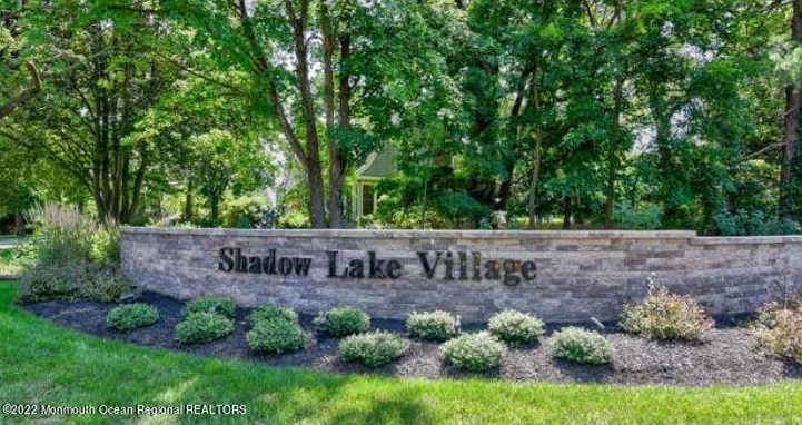59 Lexington Ct, Tinton Falls, NJ 07701
