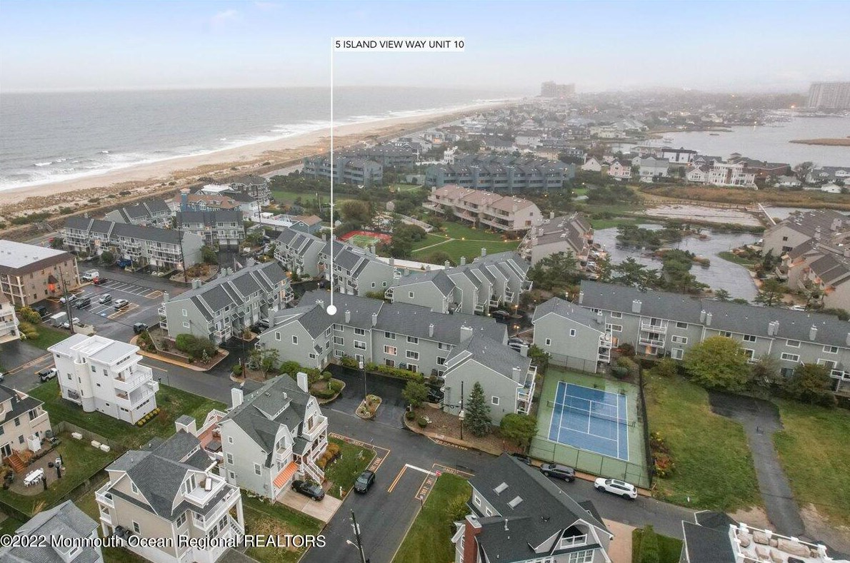 5 Island View Way #10, Locust, NJ 07760