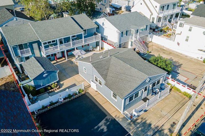 268 Fremont Ave, Pelican Island, NJ 08751