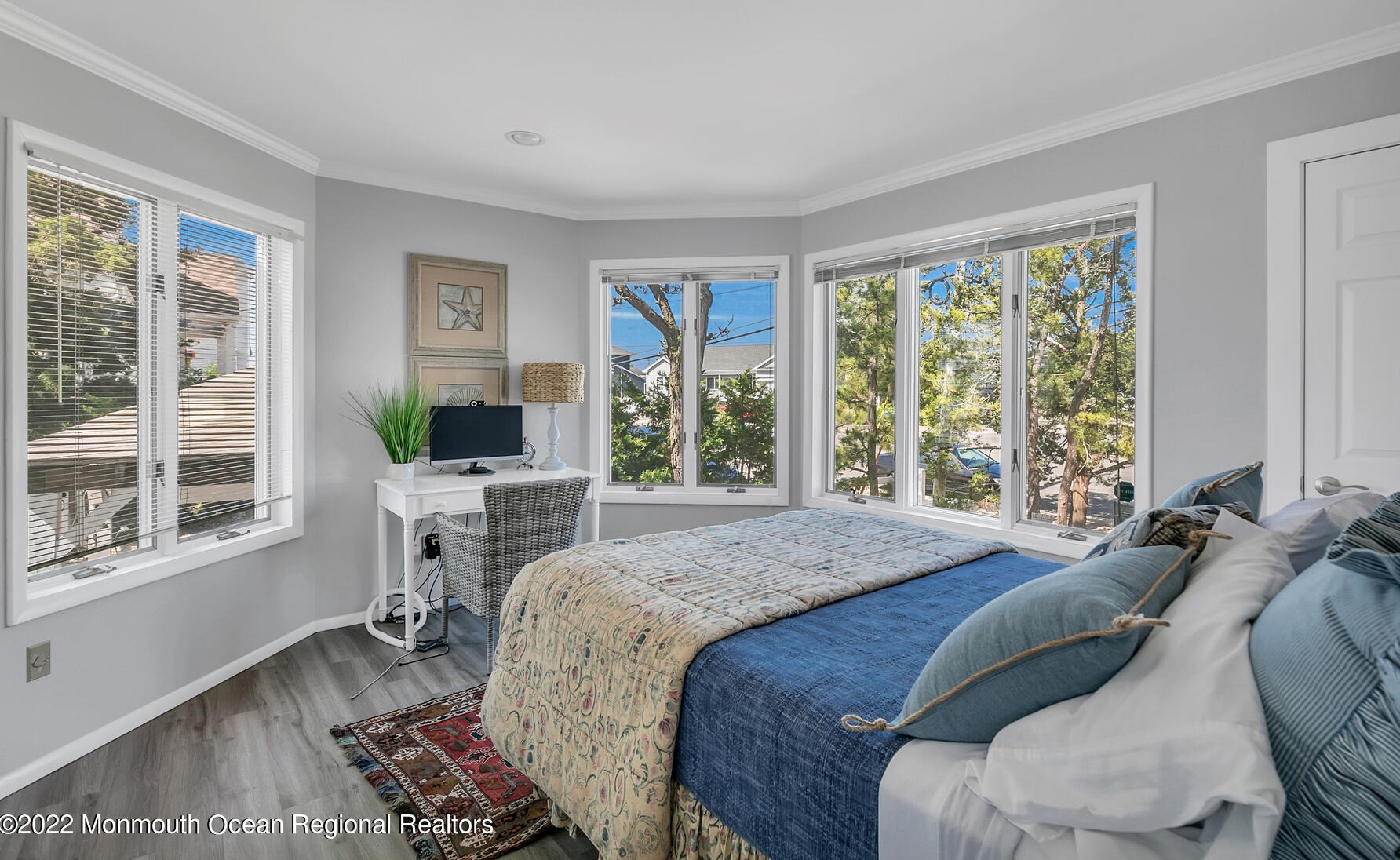 667 Bayview Dr, Toms River NJ  08753-2005 exterior