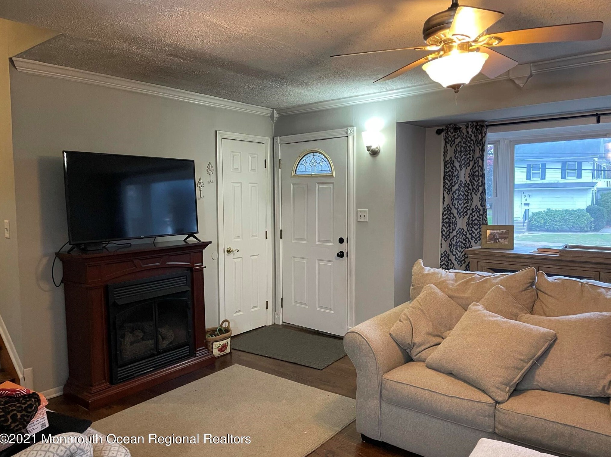 410 Hooper Ave, Toms River NJ  08753-7702 exterior