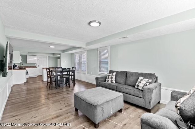 934 Haven Ave, Ocean City, NJ 08226