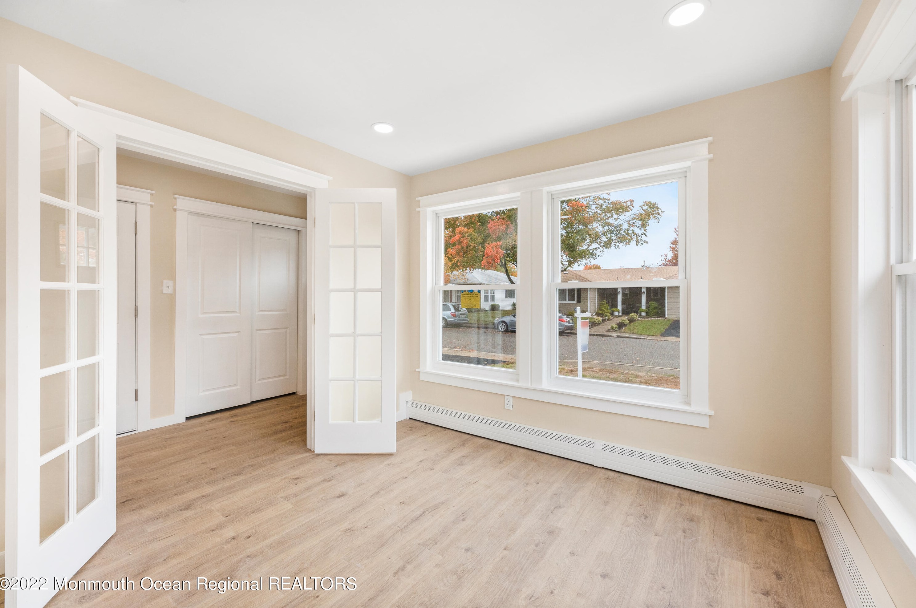 13 Georgetown Dr, Toms River NJ  08757-4342 exterior