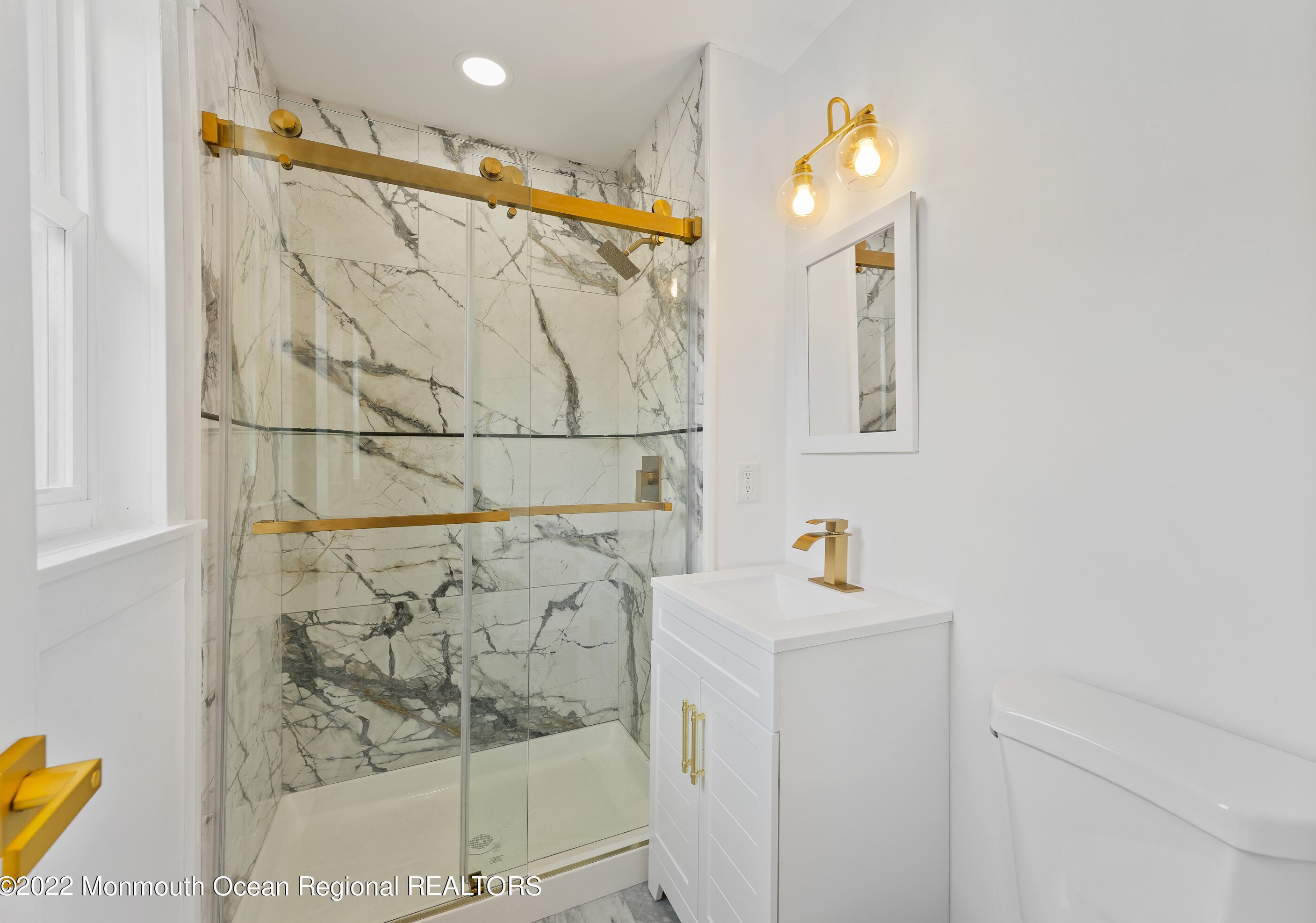 13 Georgetown Dr, Toms River NJ  08757-4342 exterior