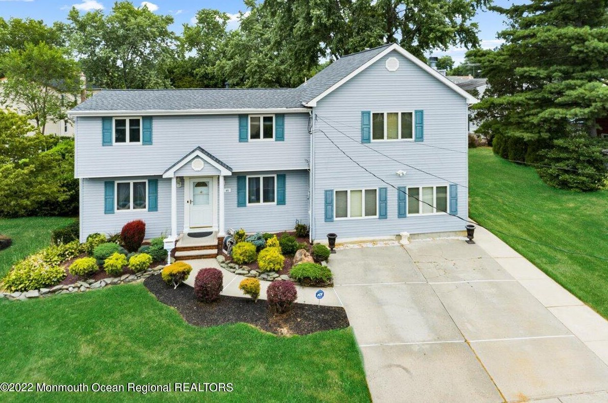 40 Cindy St, Old Bridge, NJ 08857