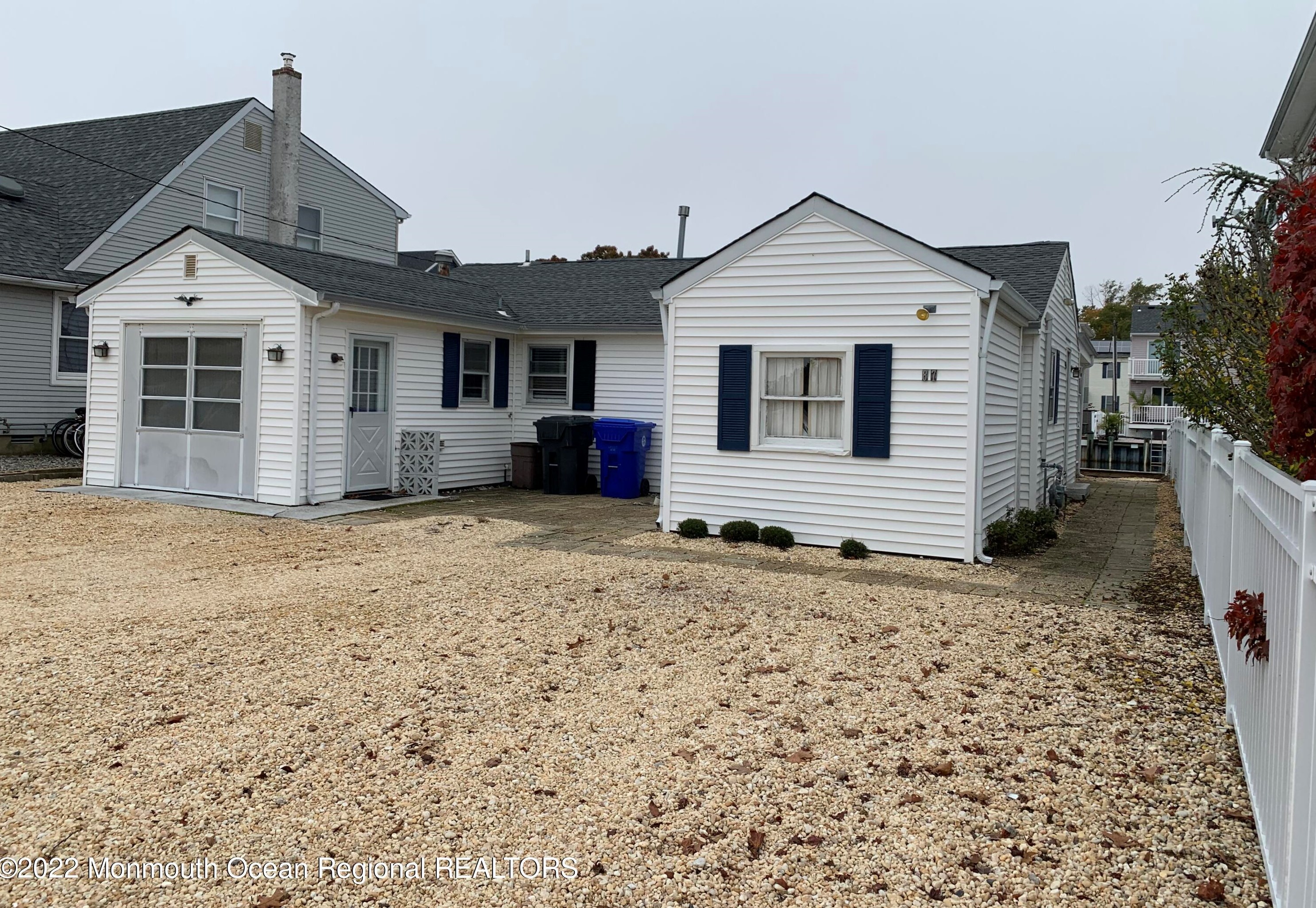 87 Captains Ct, Bricktown, NJ 08723