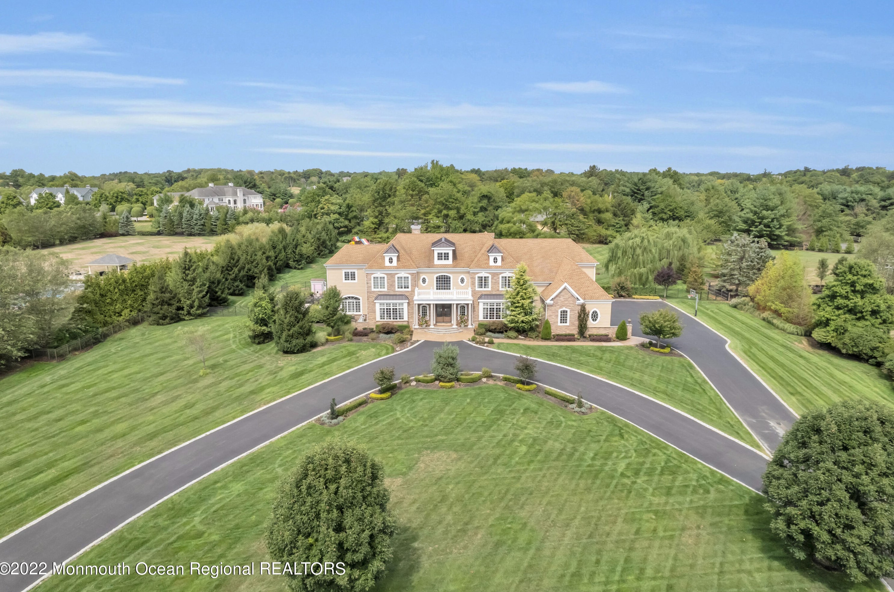 27 Deputy Minister Dr, Vanderburg, NJ 07722