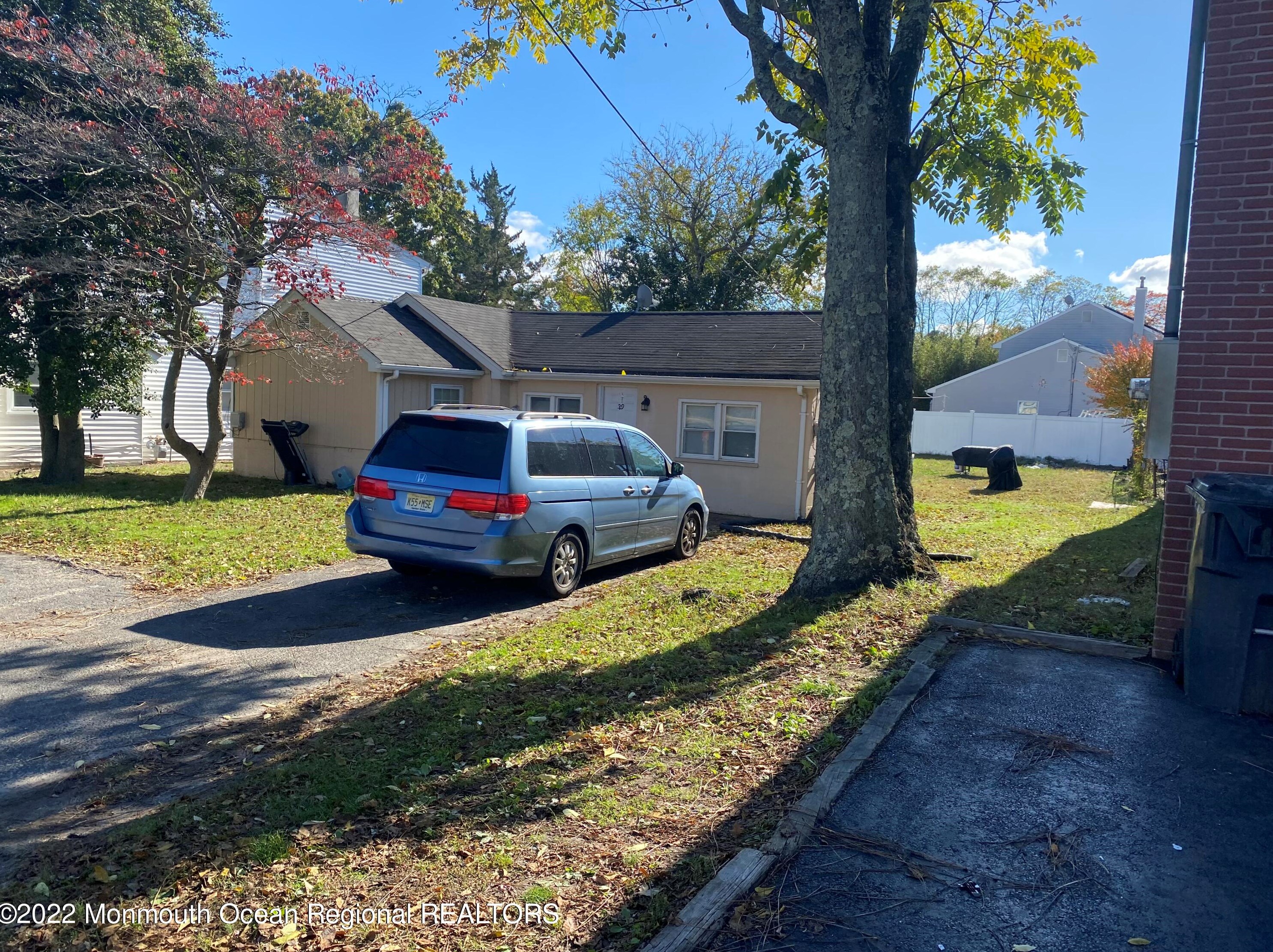 29 Princeton Ave, Bricktown, NJ 08724