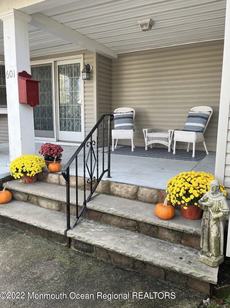 601 Washington Ave, Avon, NJ 07717