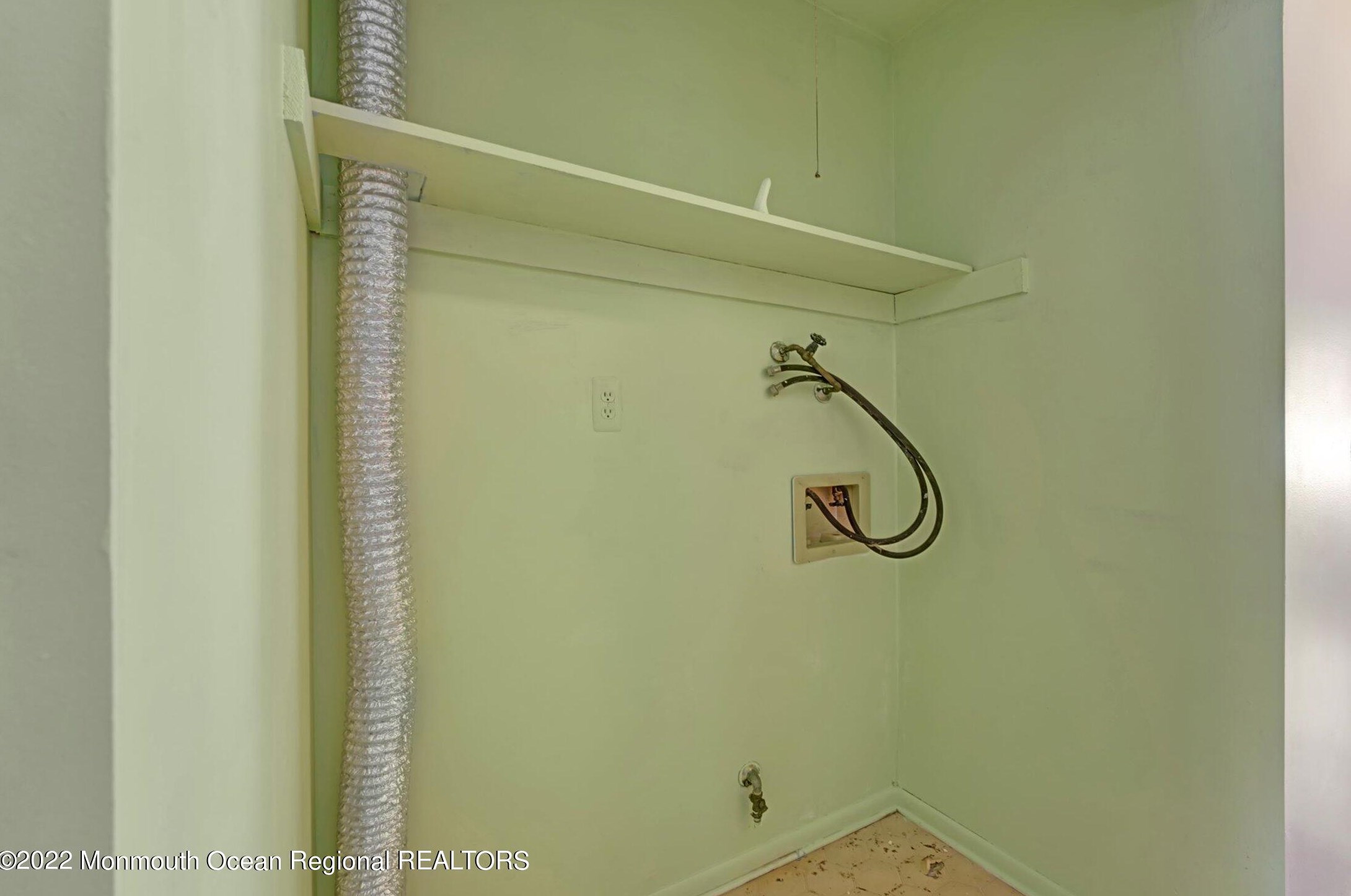 202 Winged Foot Ct, Tuckerton NJ 08087-3001 exterior