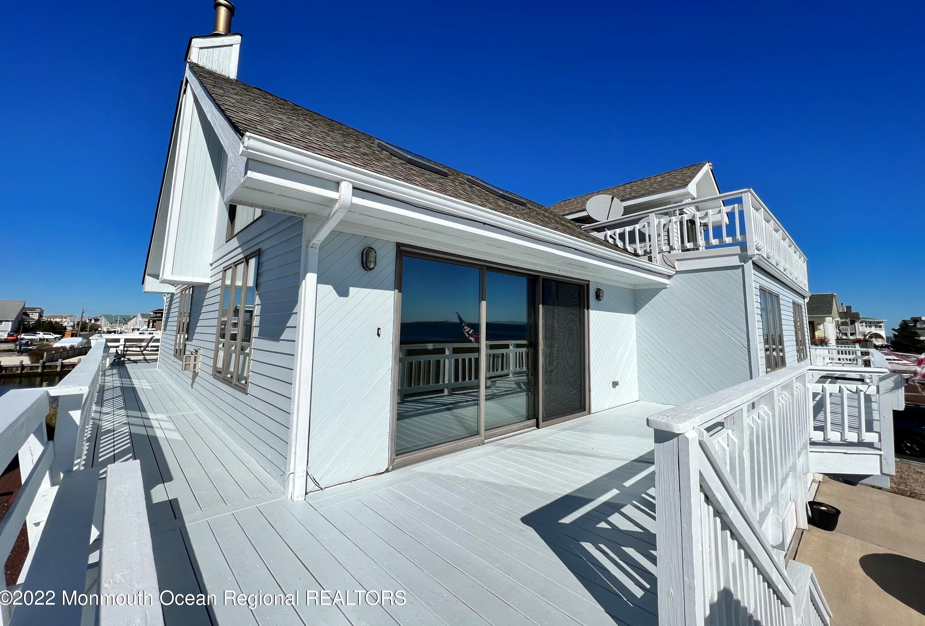 55 Ohio Dr, Tuckerton, NJ 08087-1025