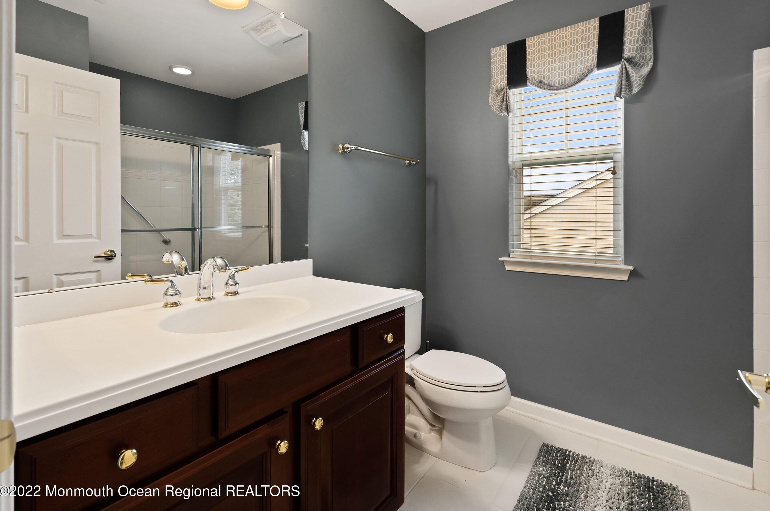 117 Newport Way, Tuckerton NJ  08087-3644 exterior