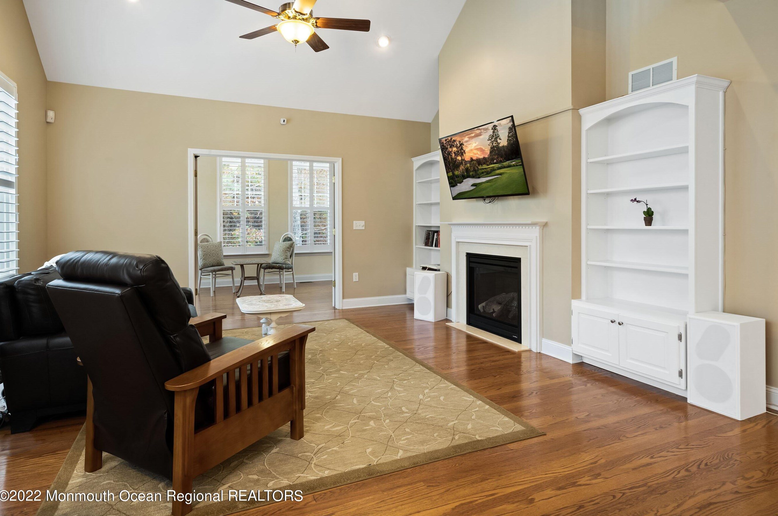 117 Newport Way, Tuckerton NJ  08087-3644 exterior