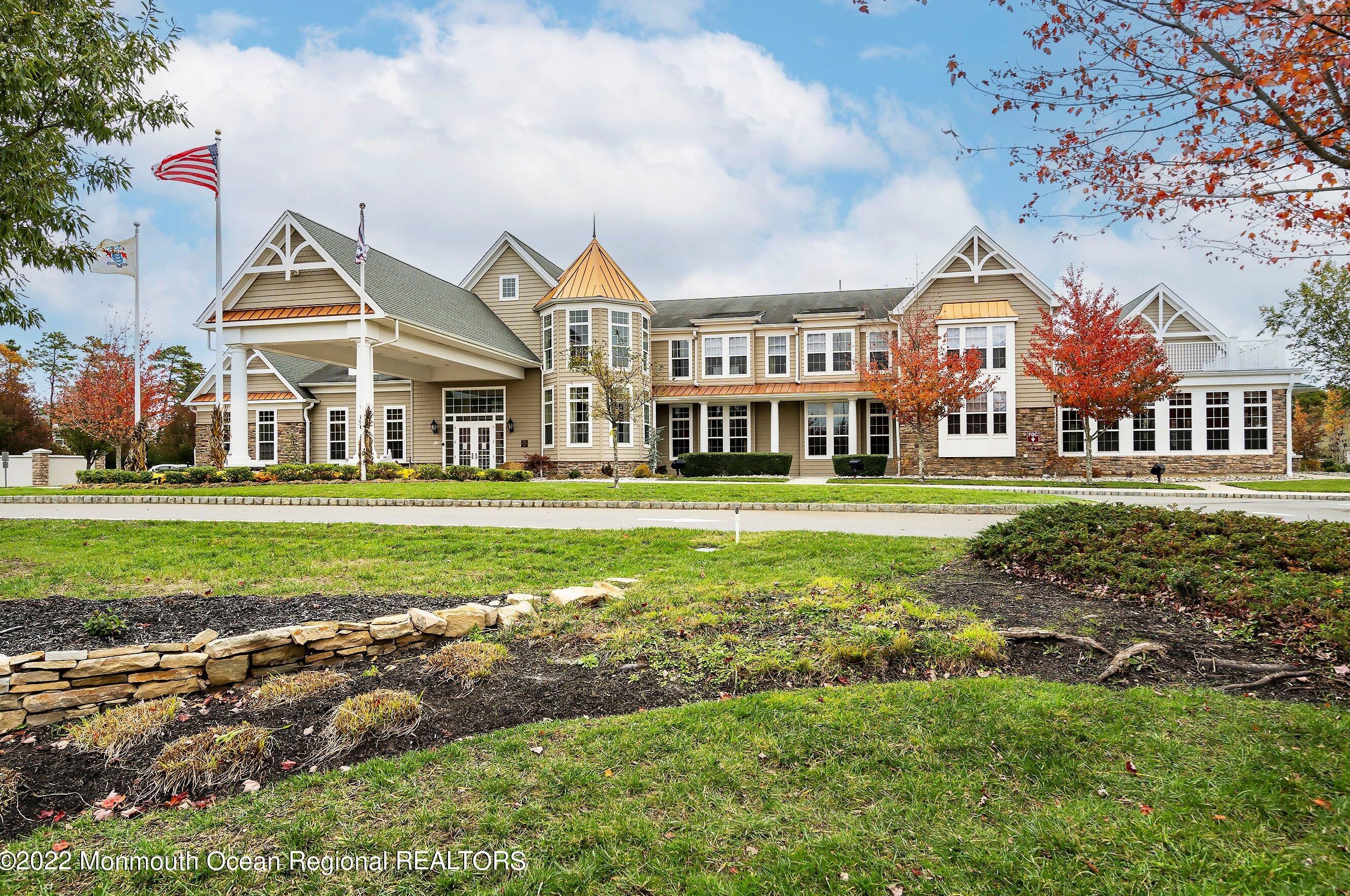 117 Newport Way, Tuckerton NJ  08087-3644 exterior