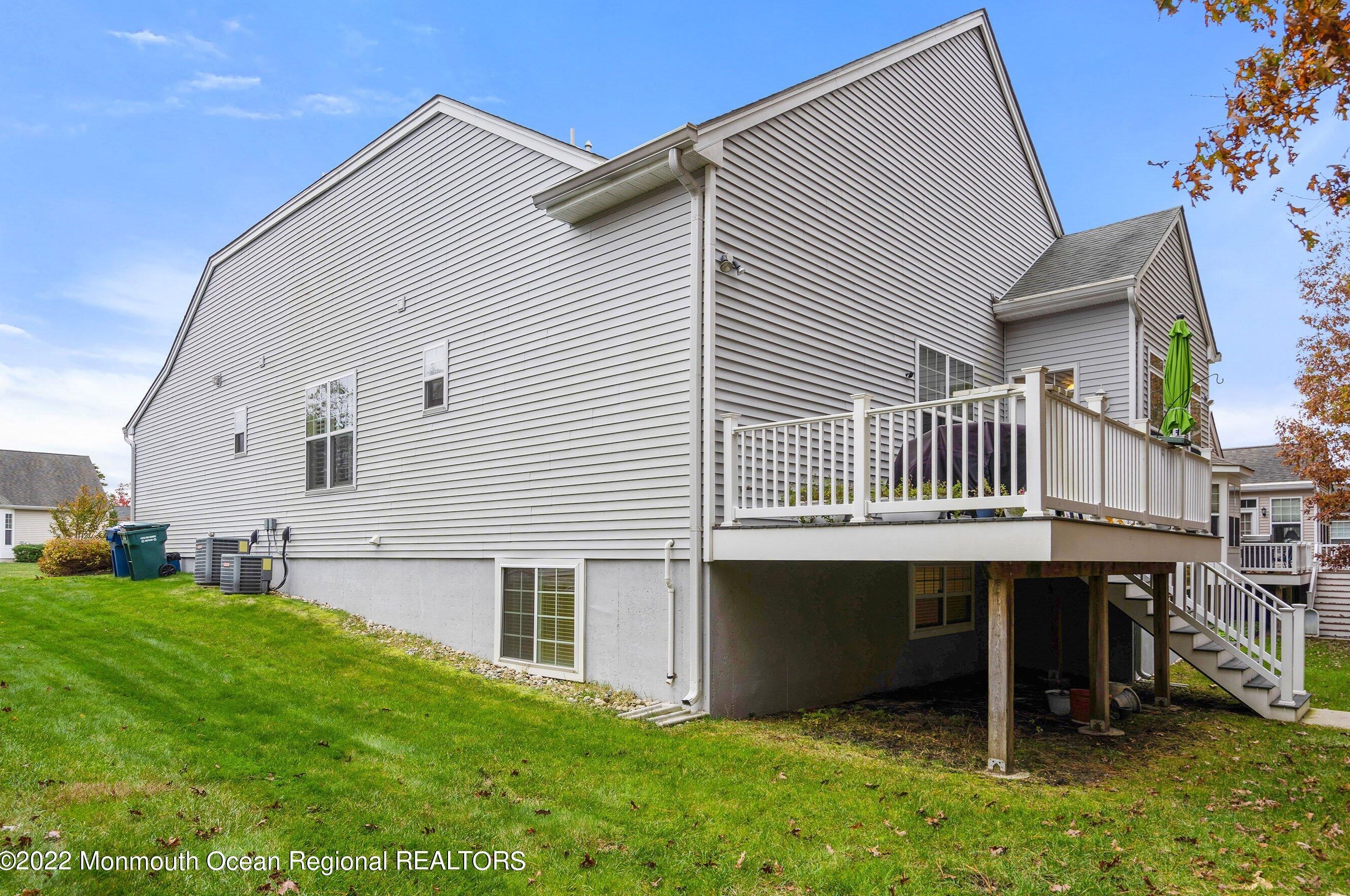 117 Newport Way, Tuckerton NJ  08087-3644 exterior