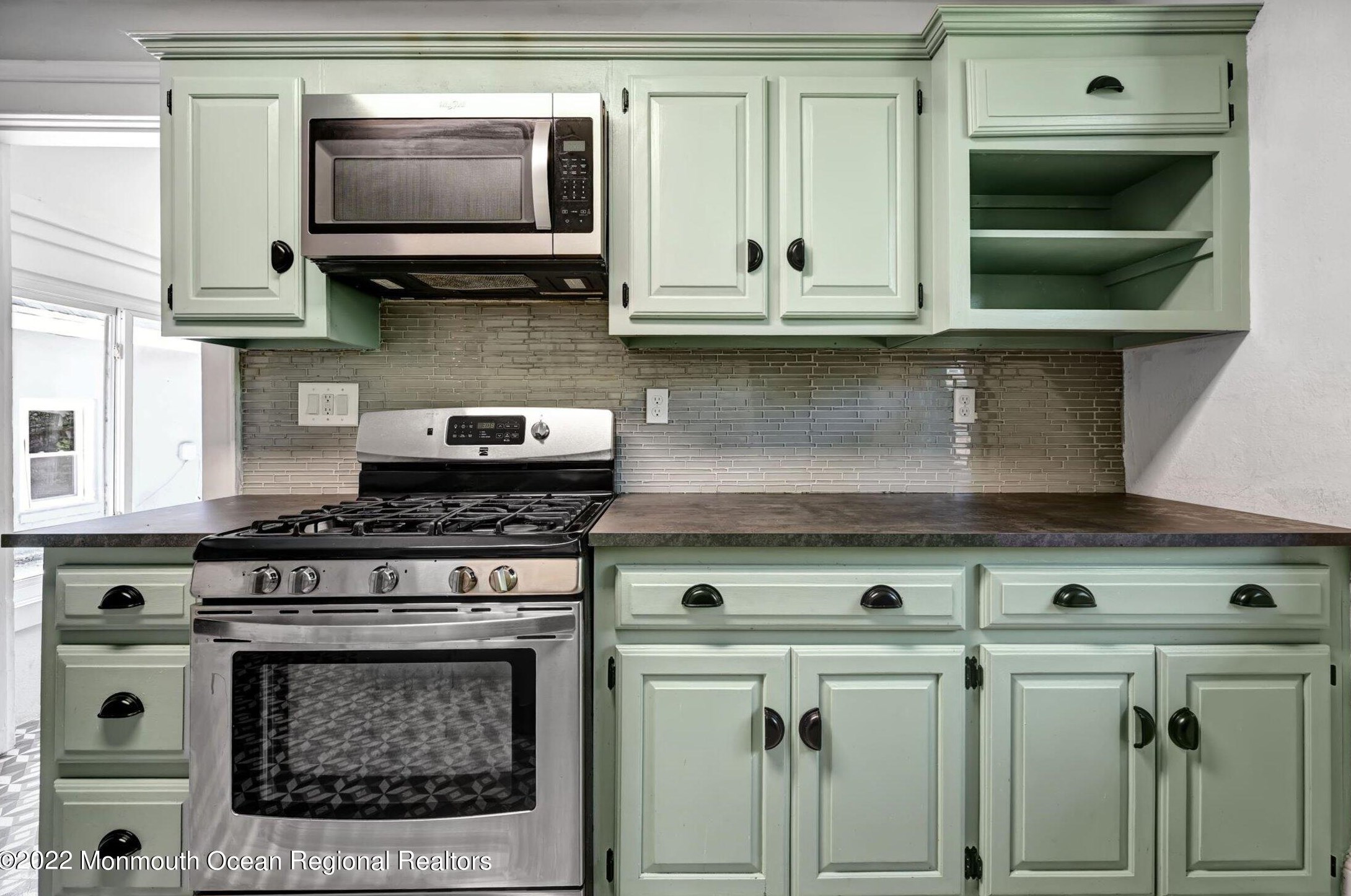 334 Barnegat Blvd, Beachwood NJ  08722-2911 exterior