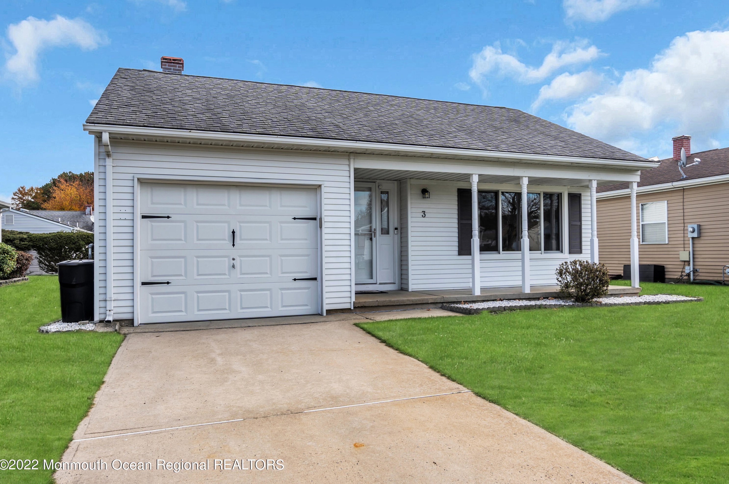 3 Tropicana Ct, Toms River NJ  08757-6445 exterior