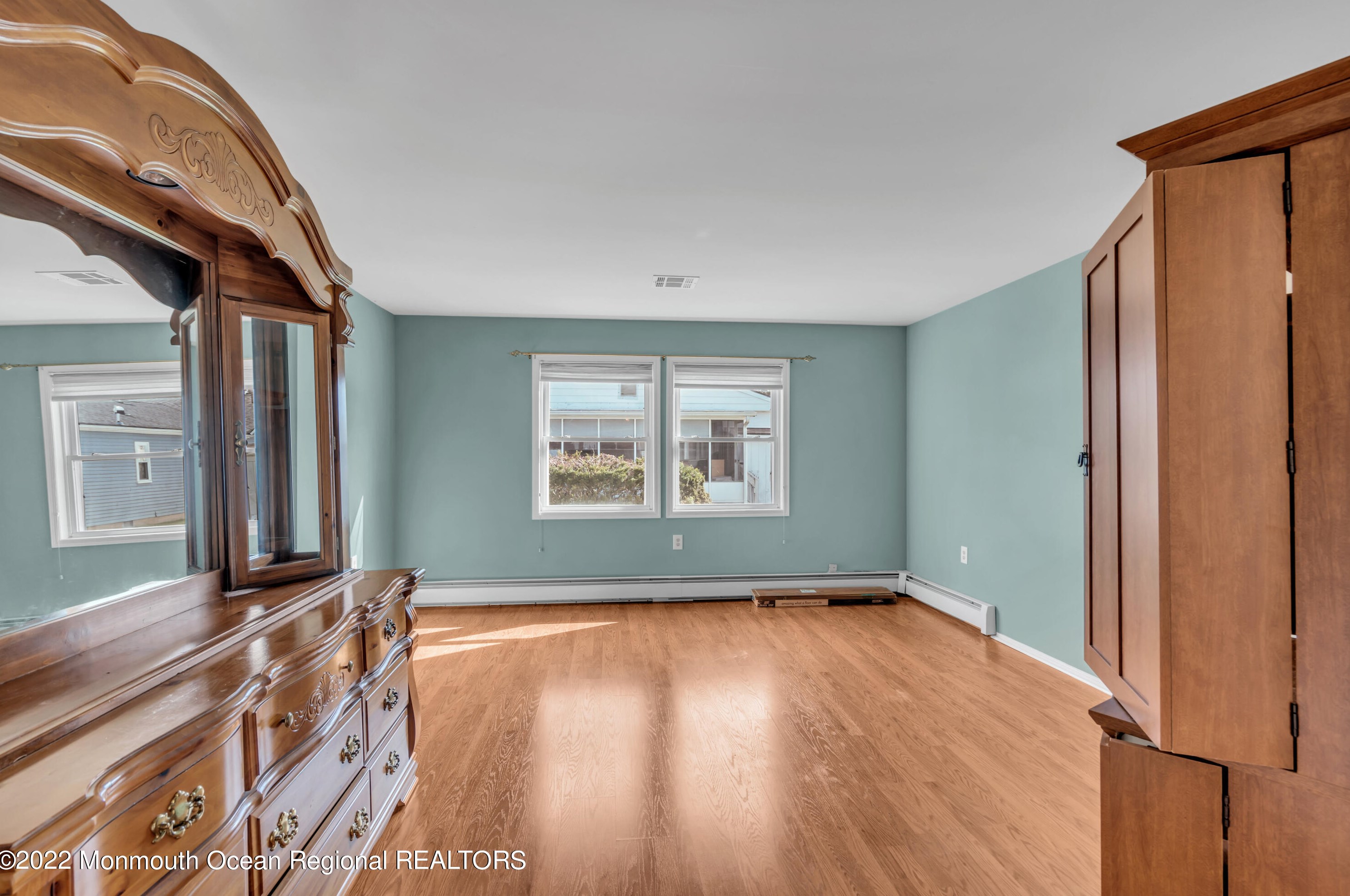 3 Tropicana Ct, Toms River NJ  08757-6445 exterior