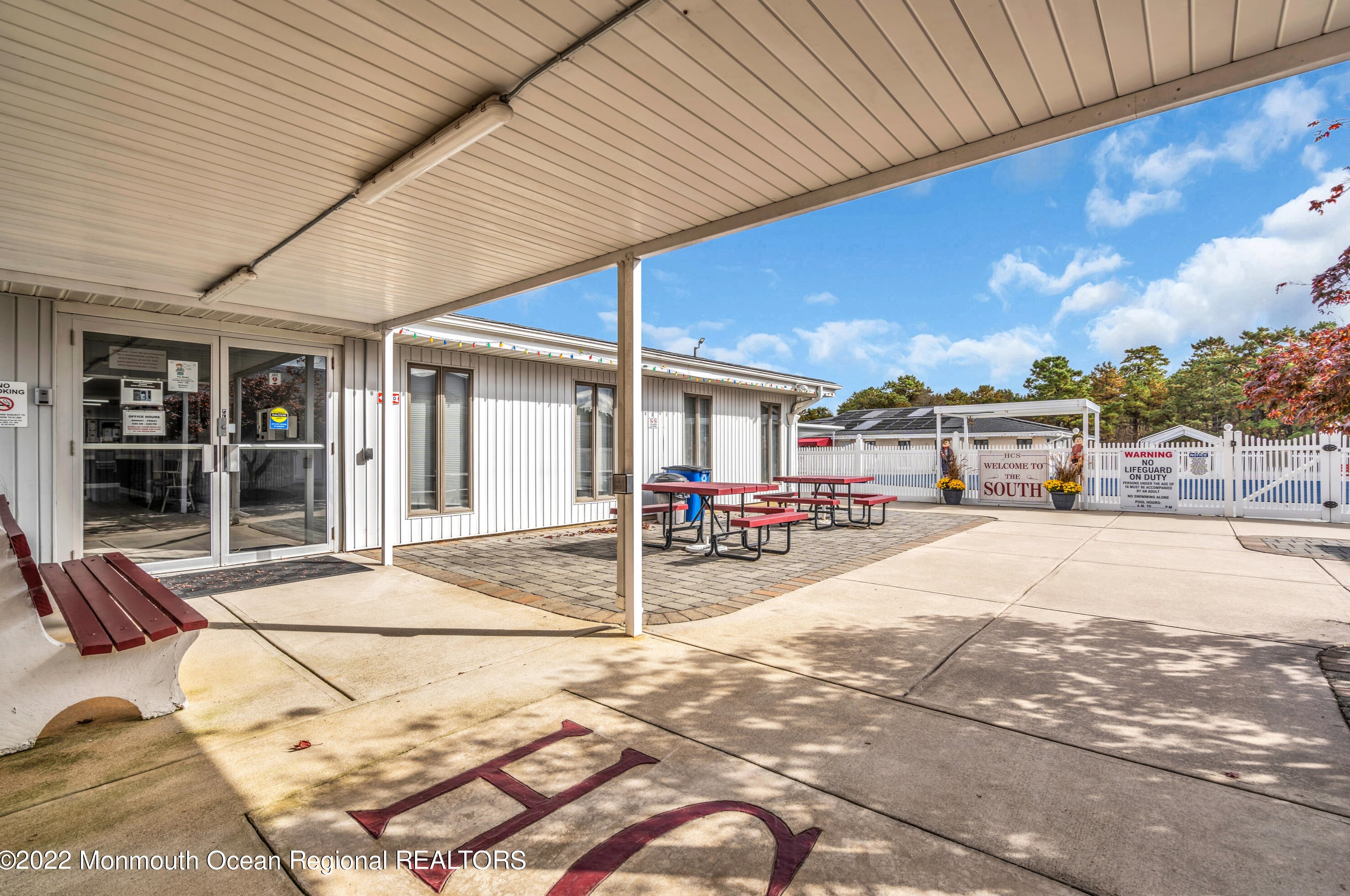 3 Tropicana Ct, Toms River NJ  08757-6445 exterior