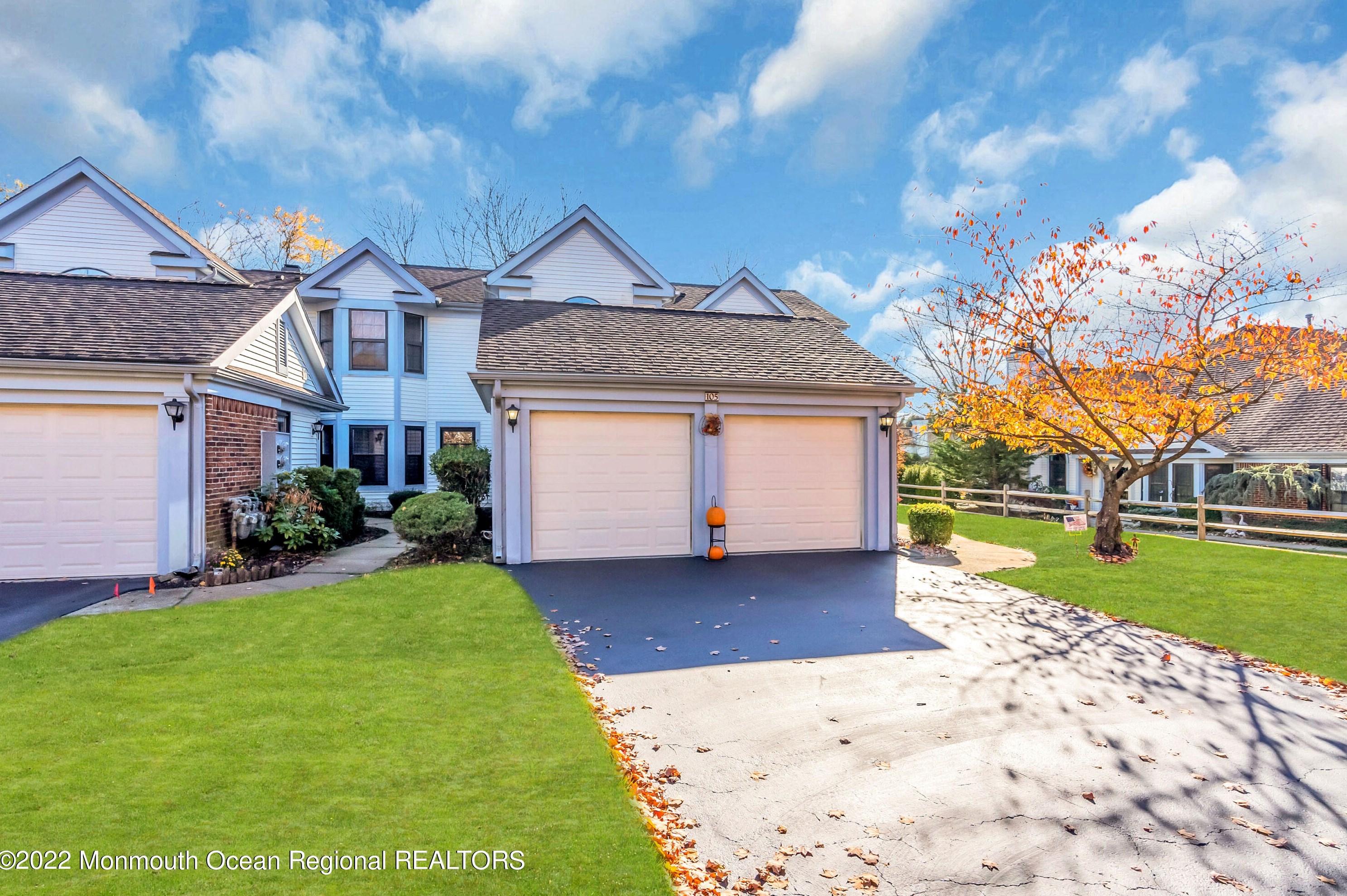 105 Old Orchard Ln, Tinton Falls, NJ 07712