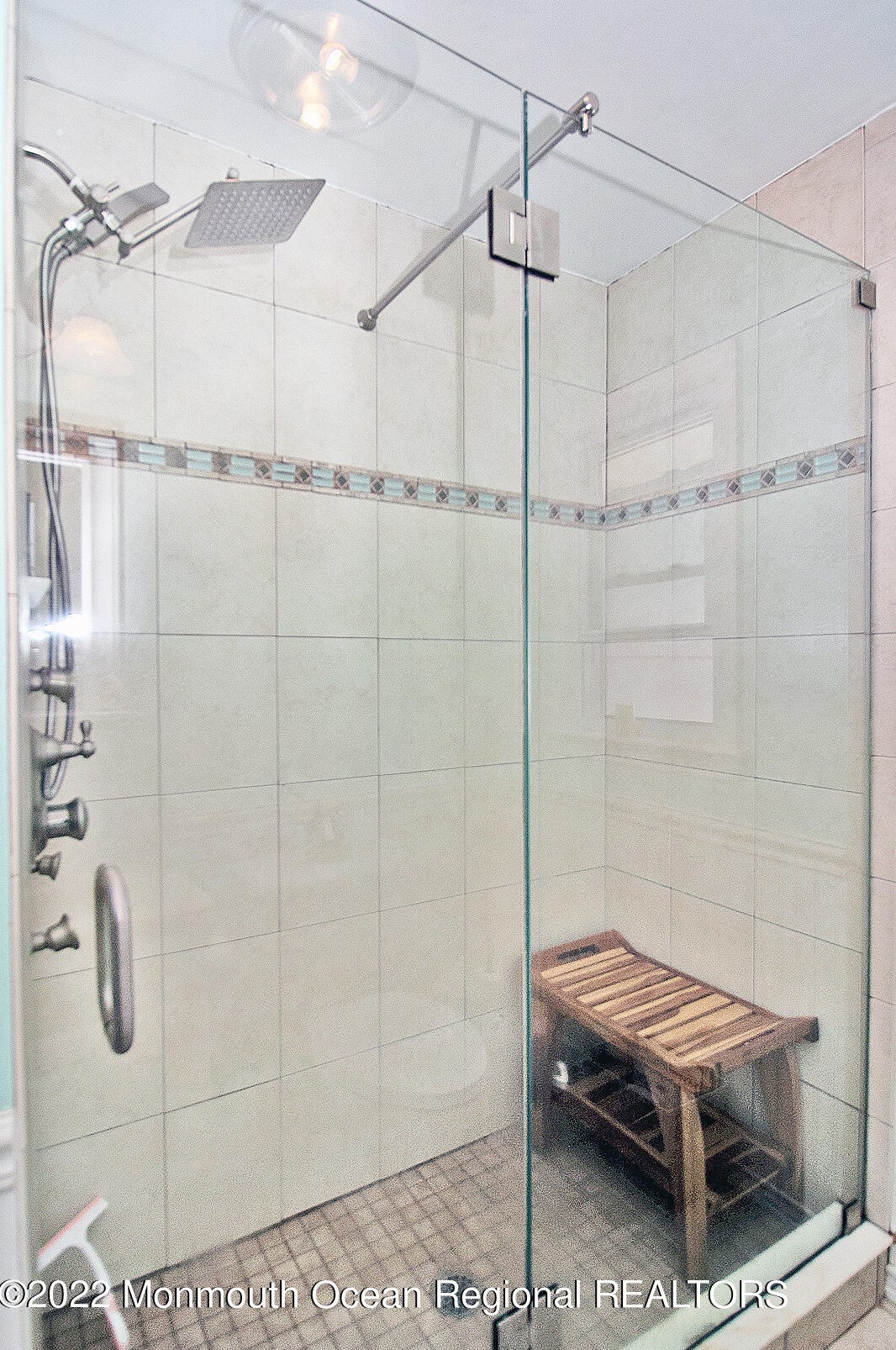 616 Cable Ave, Beachwood NJ  08722-3638 exterior