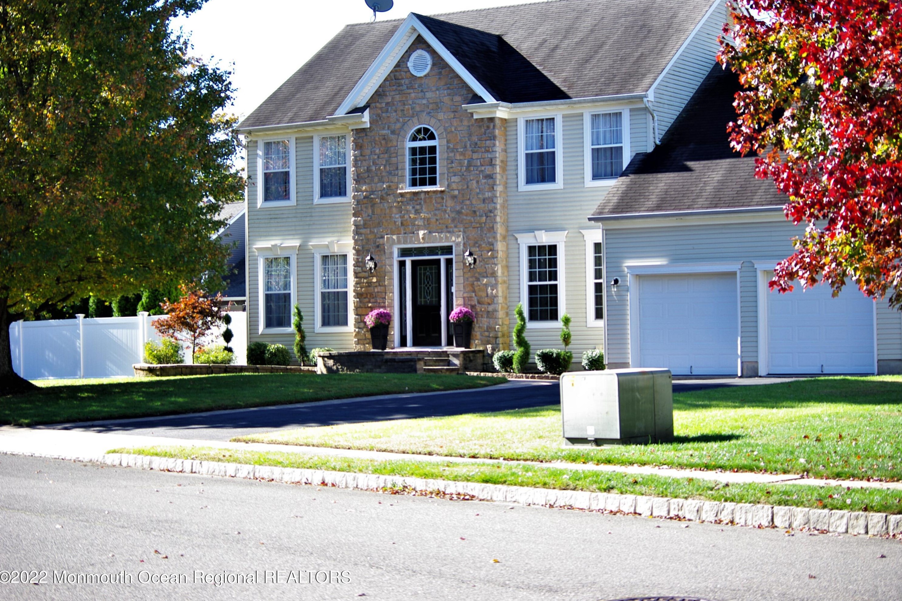 747 Hill St, Lacey Township, NJ 08734
