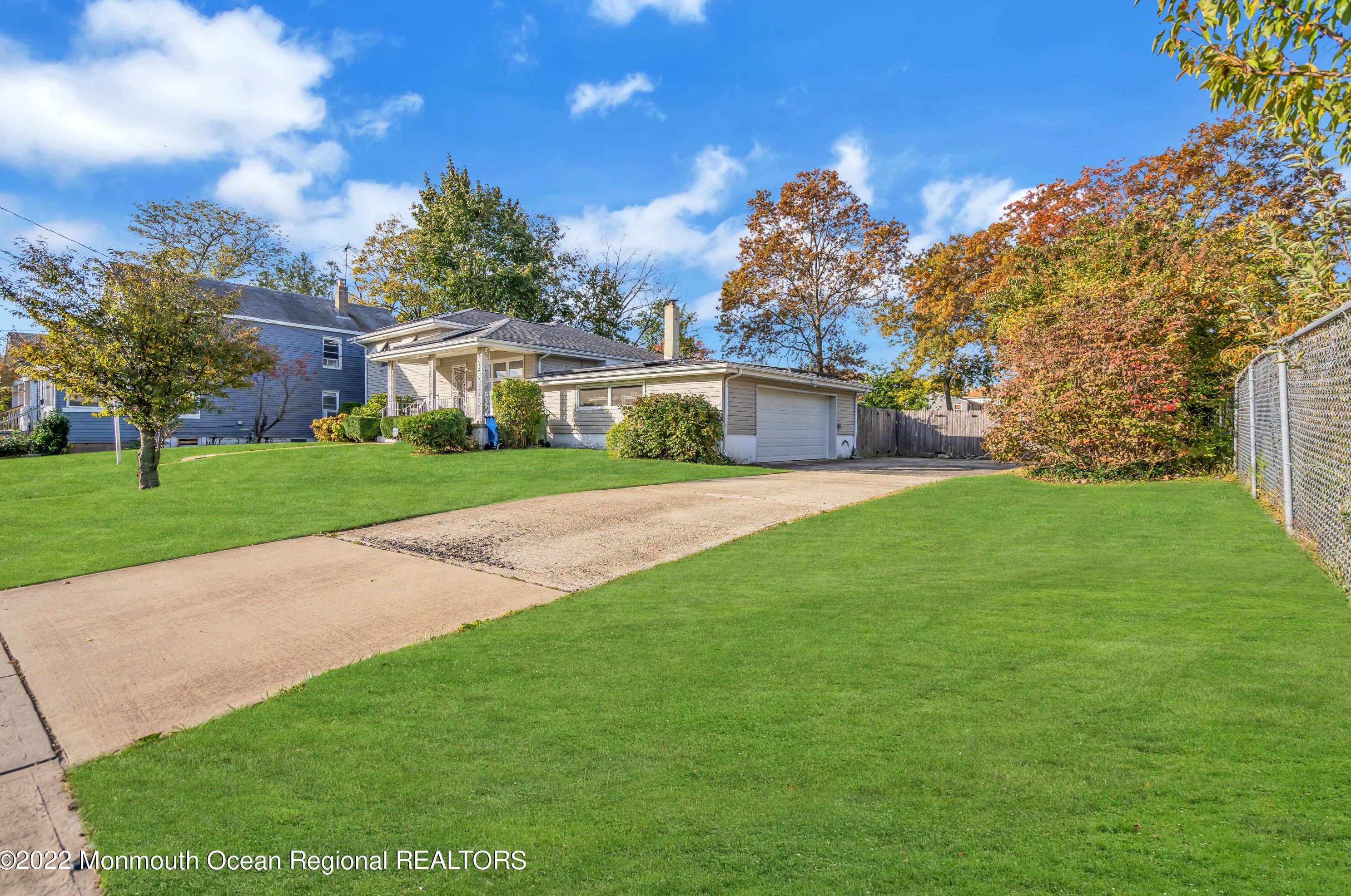 215 Myrtle Ave, Wall Township, NJ 07753