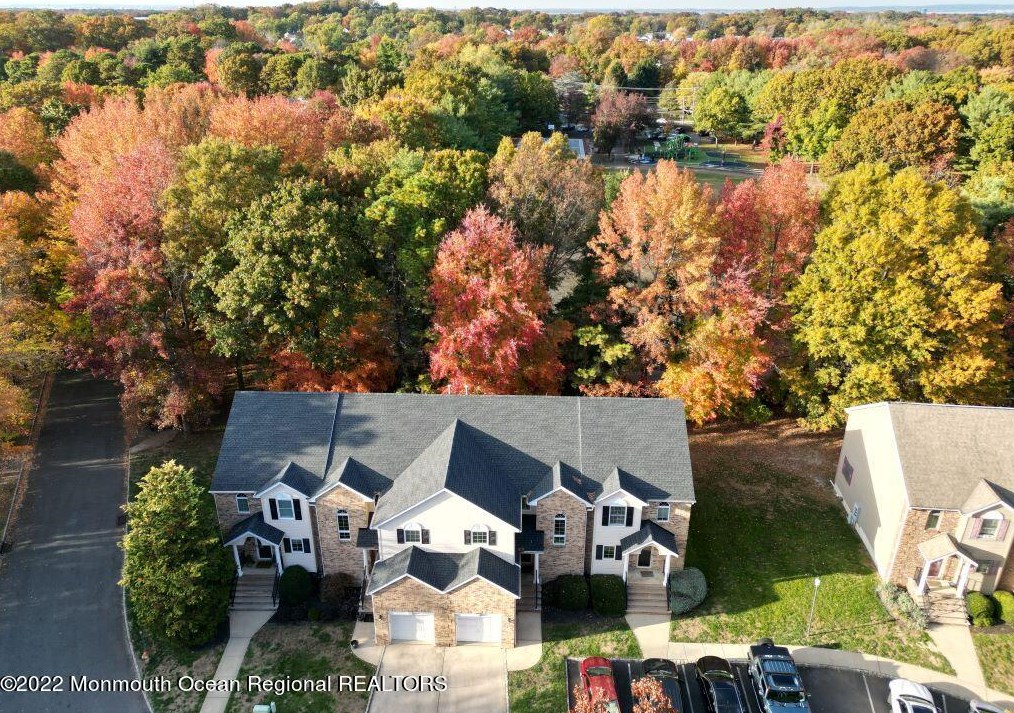 63 Agostina Dr, Holmdel Village, NJ 07733