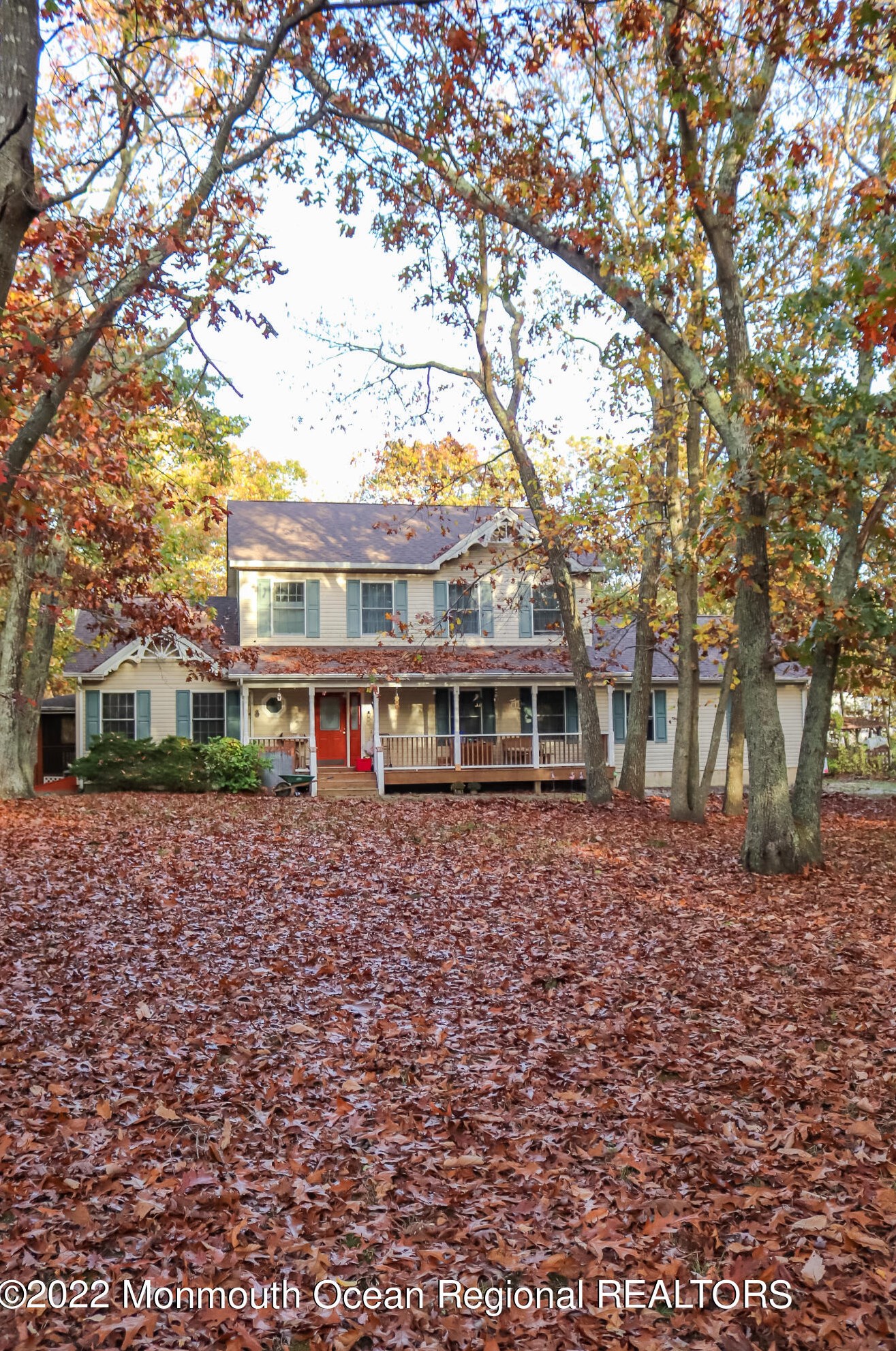 11 Teaberry Ln, Tuckerton, NJ 08087-3401