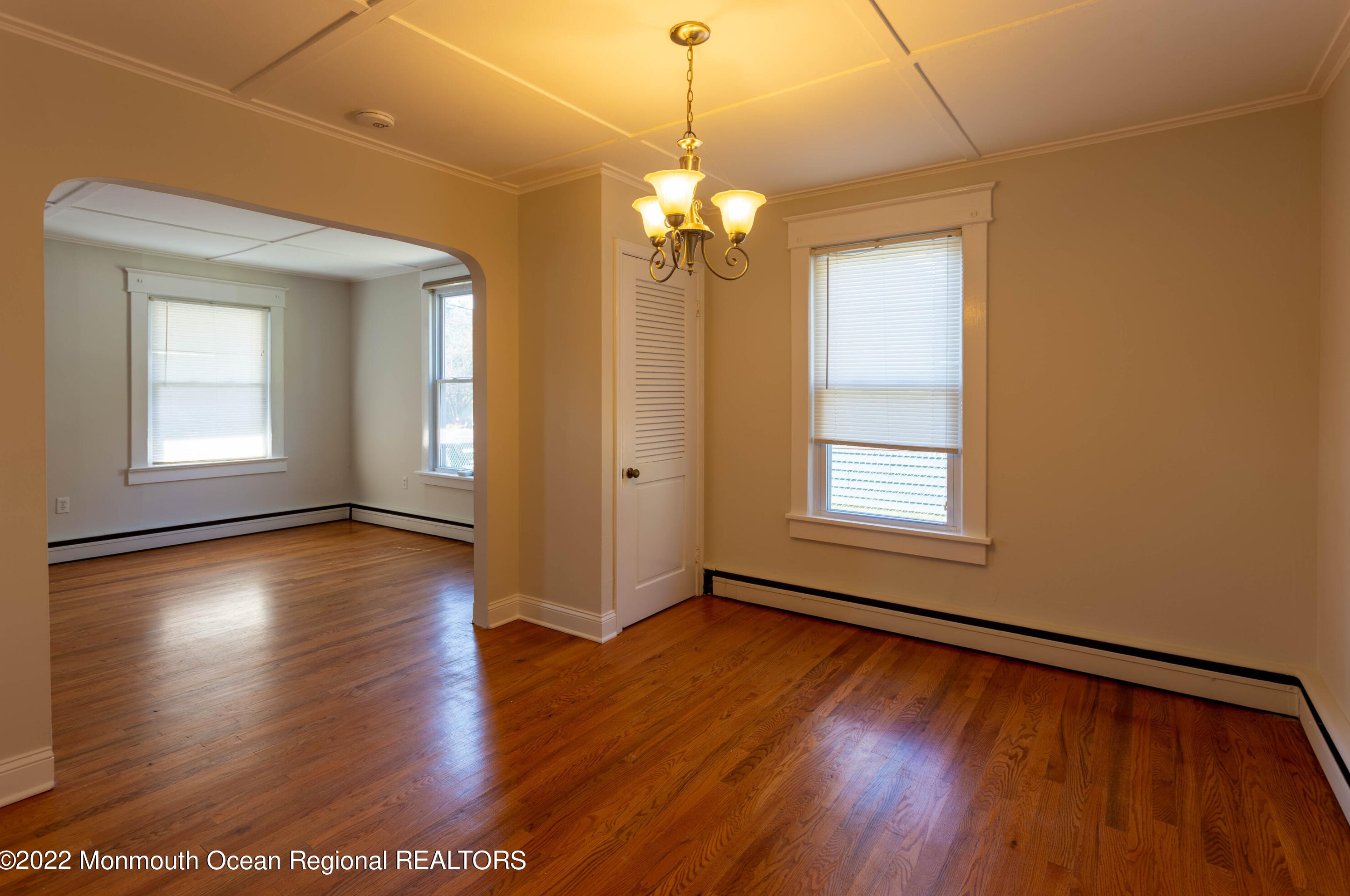 50 Applegate St, Tinton Falls, NJ 07701