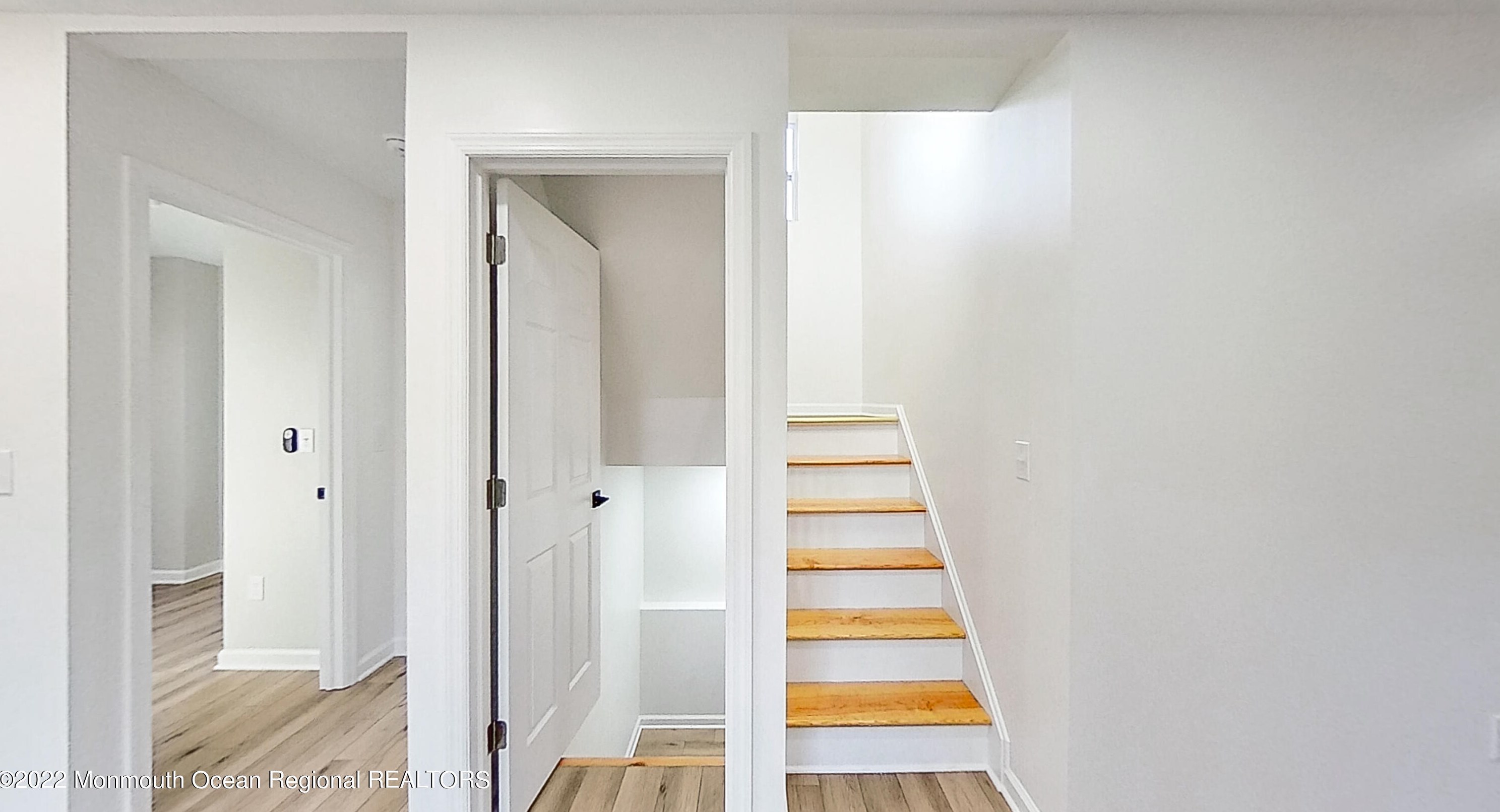 221 Truman Ave, Aura NJ  08028-3394 exterior