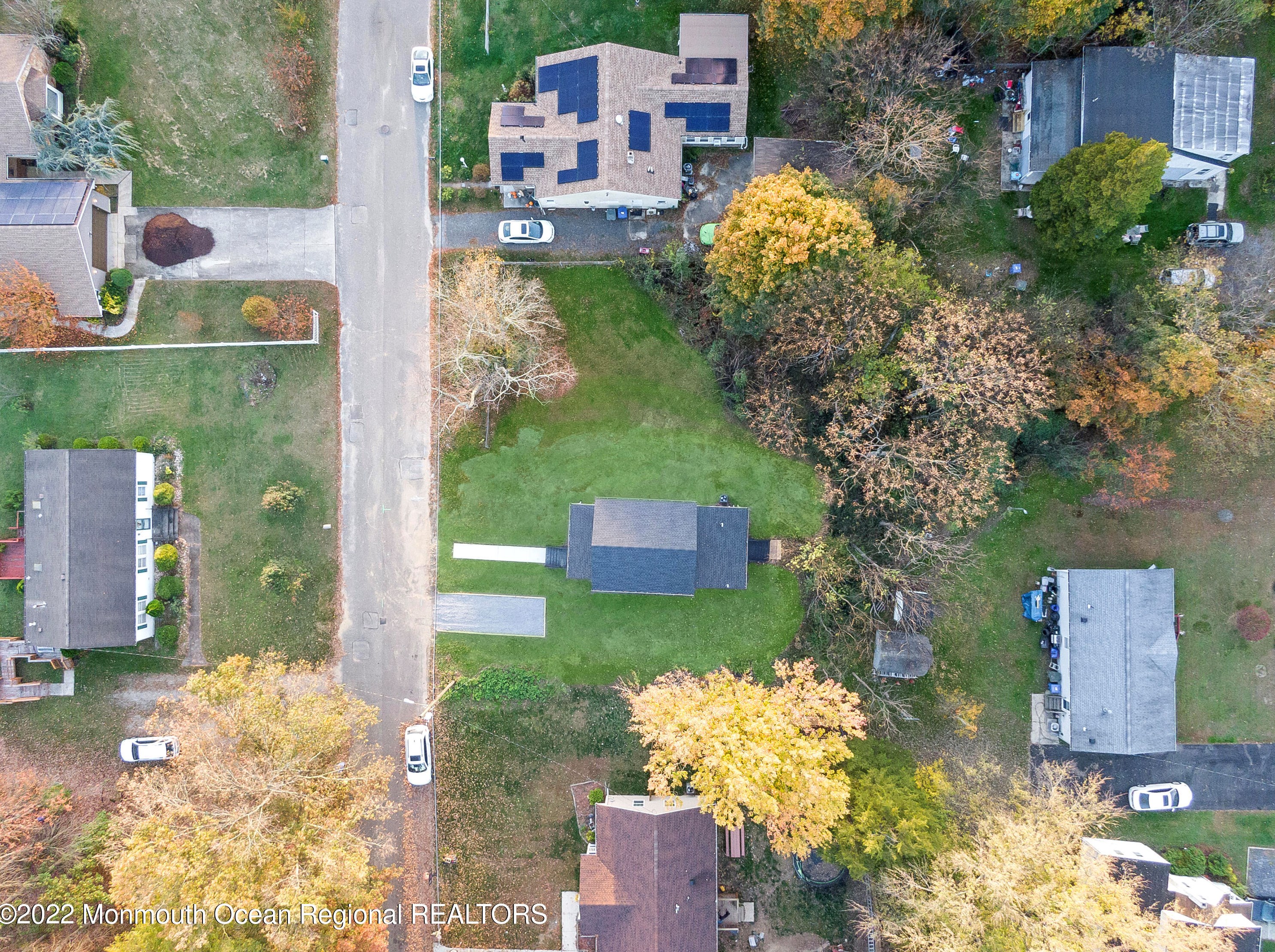 221 Truman Ave, Aura NJ  08028-3394 exterior