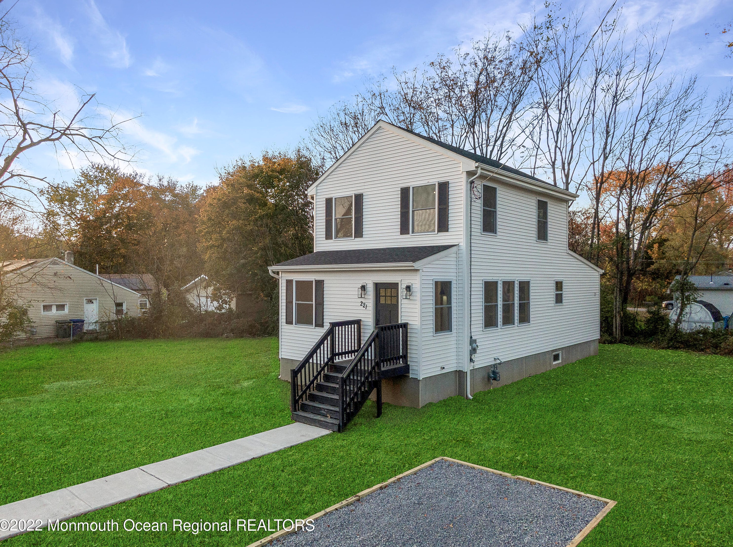 221 Truman Ave, Aura NJ  08028-3394 exterior