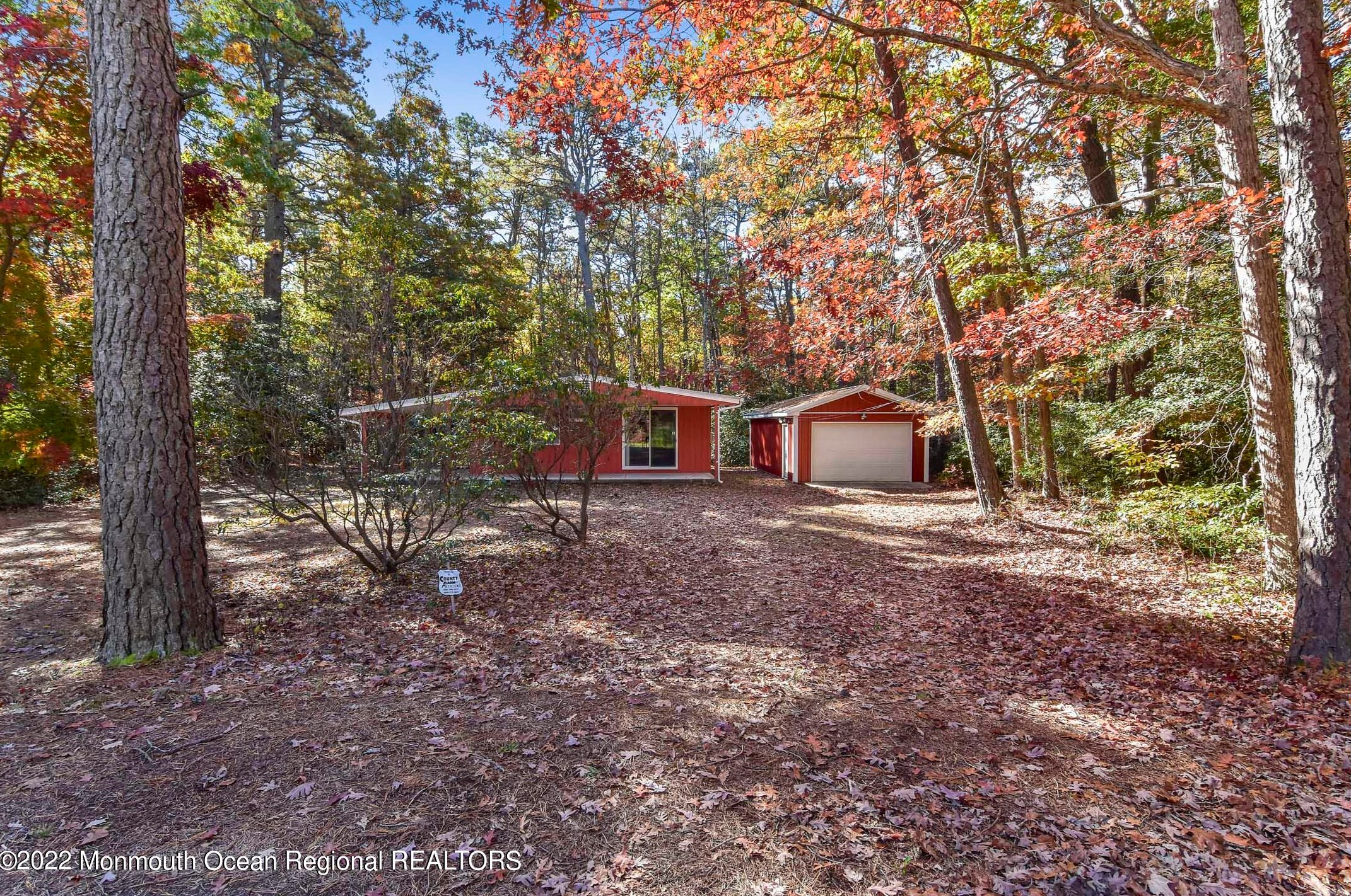 10 Grove Ct, Tuckerton, NJ 08087-2112