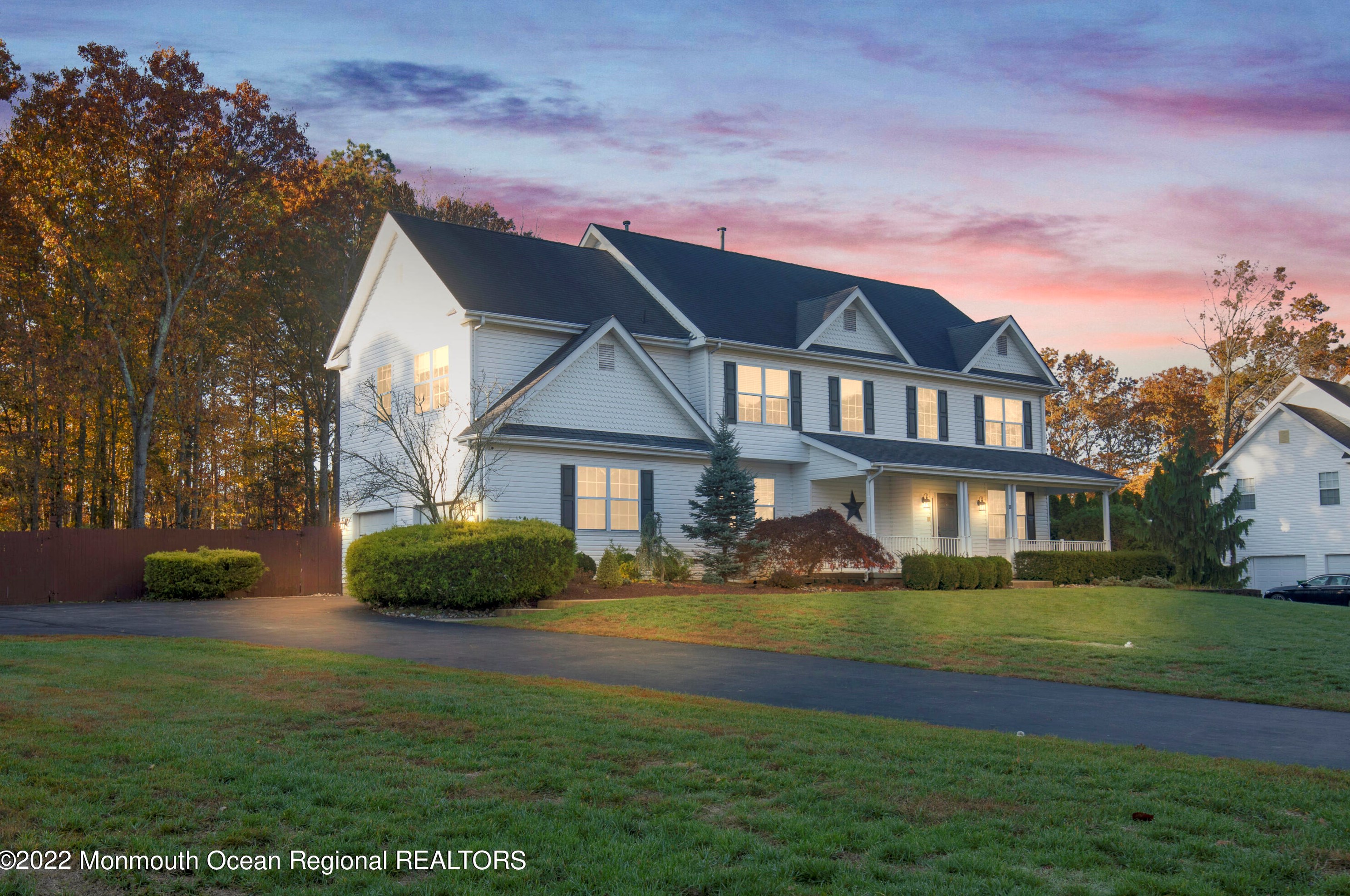 13 Normandy Dr, Jackson Twp, NJ 08527