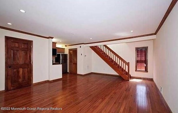 68 5th St #7, Monmouth Hills, NJ 07732