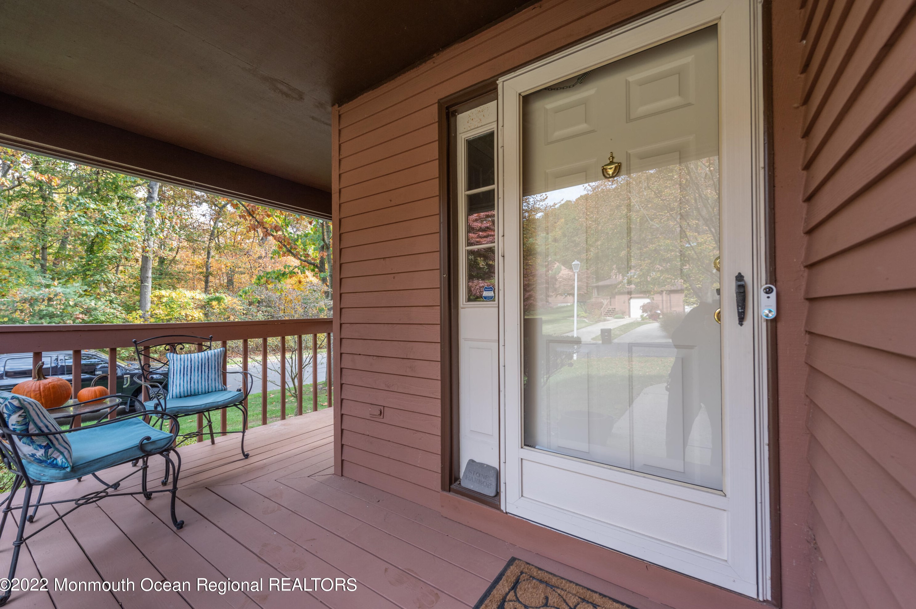 76 Pape Dr, Atlantic Highlands, NJ 07716