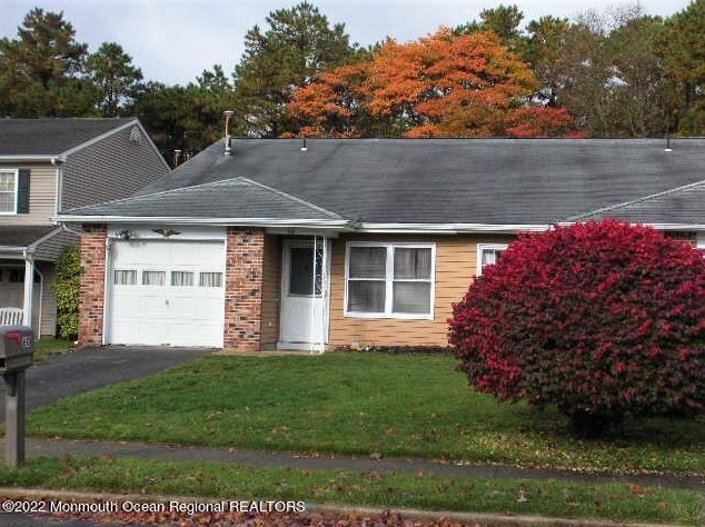 60 Mariner Pl, Bricktown, NJ 08723