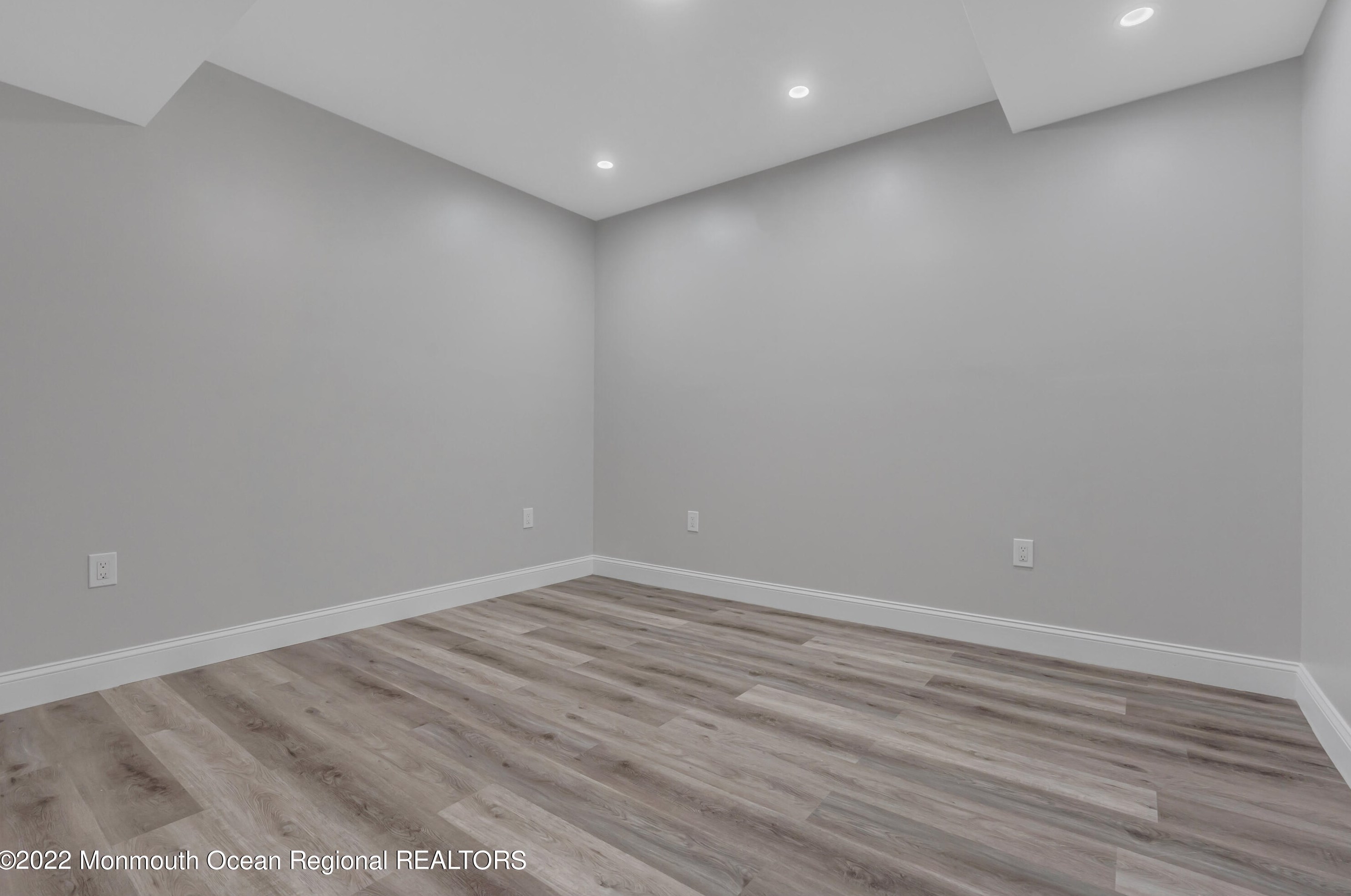 250 Lemon Rd, Wall Township NJ  07727-3539 exterior