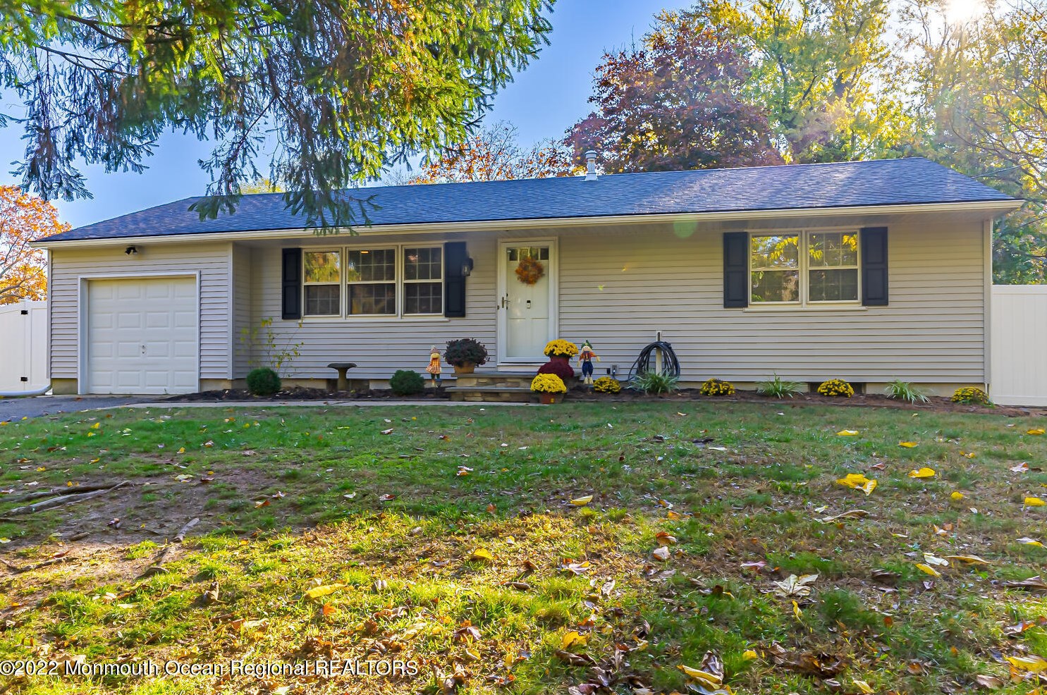 815 Bartlett Pl, Toms River, NJ 08753-3436