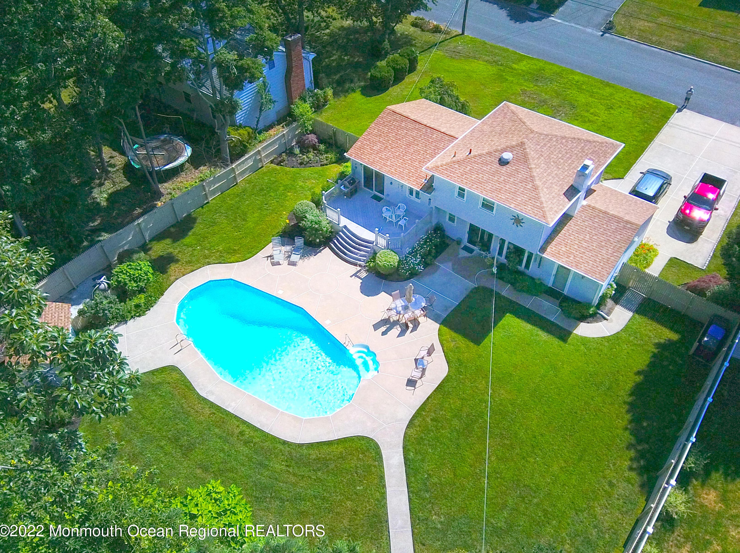 133 Tunes Brook Dr, Bricktown, NJ 08723