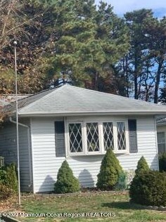 138 Prince Charles Dr, Toms River, NJ 08757-6530