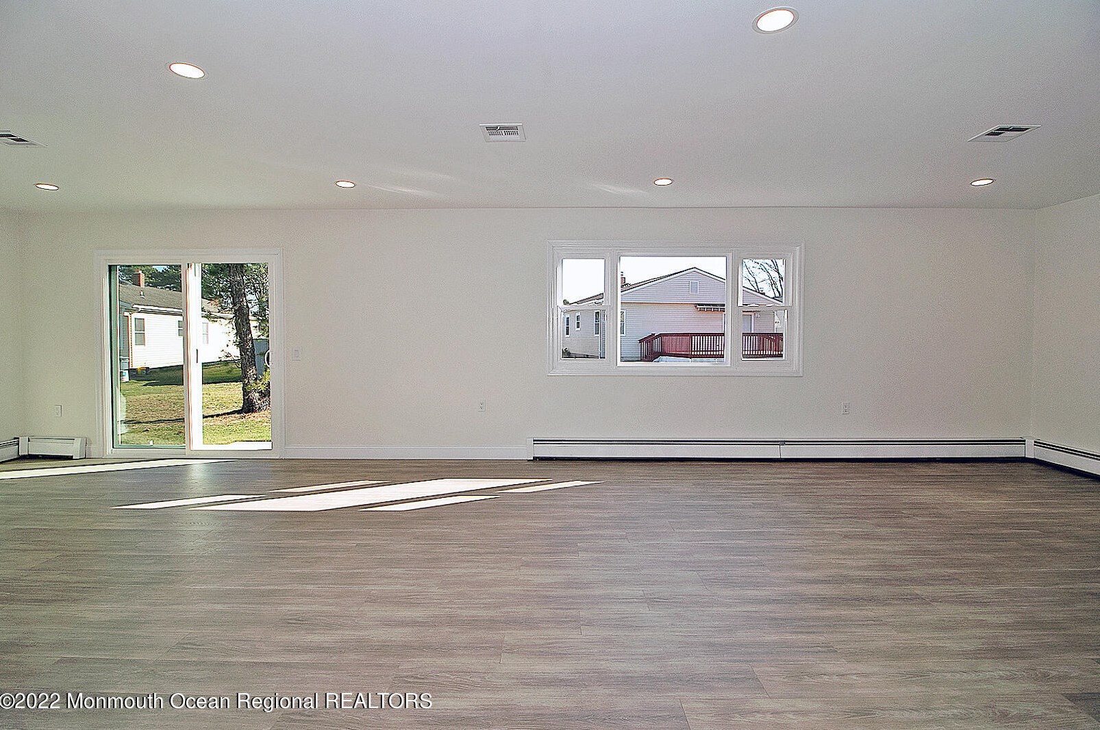 8 Camrose St, Toms River NJ  08757-6241 exterior