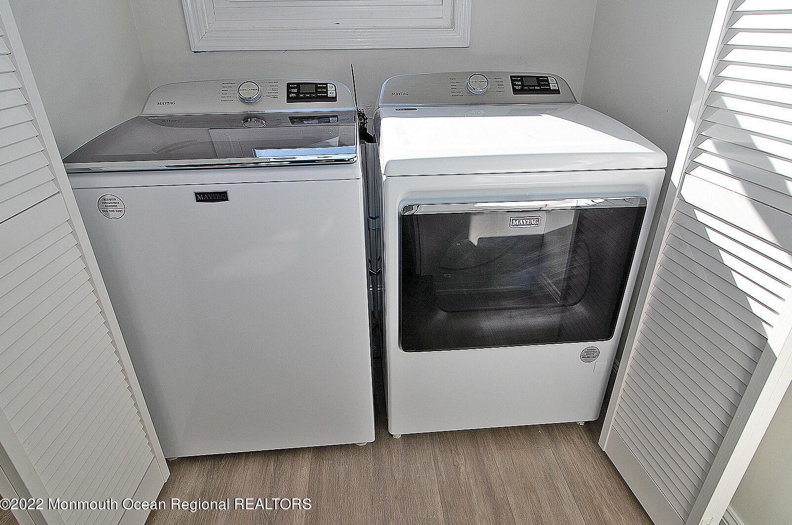 8 Camrose St, Toms River NJ  08757-6241 exterior