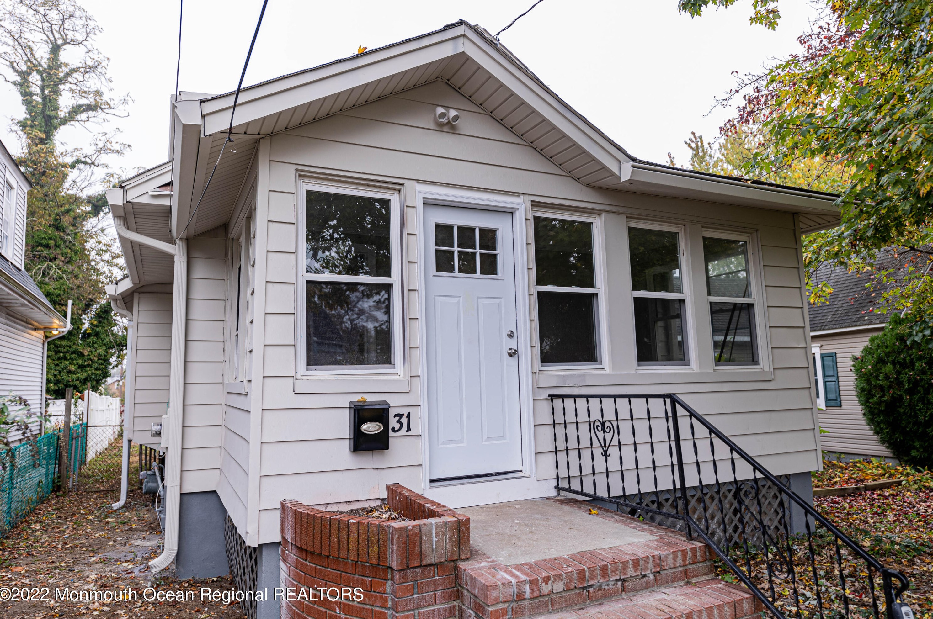 31 Hamilton Ave, Leonardo, NJ 07737