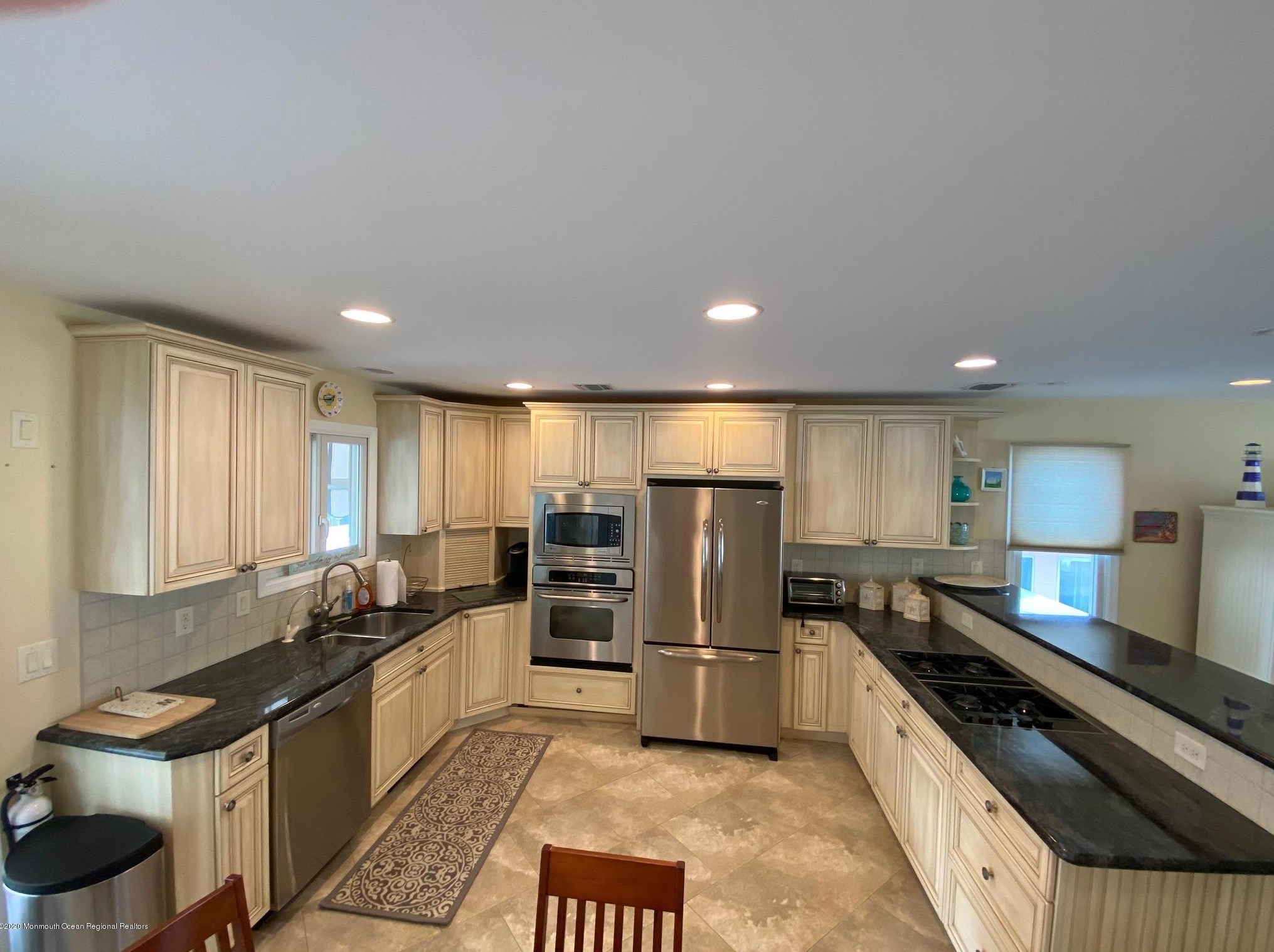 219 3rd Ave #summer Rental, Pelican Island, NJ 08751