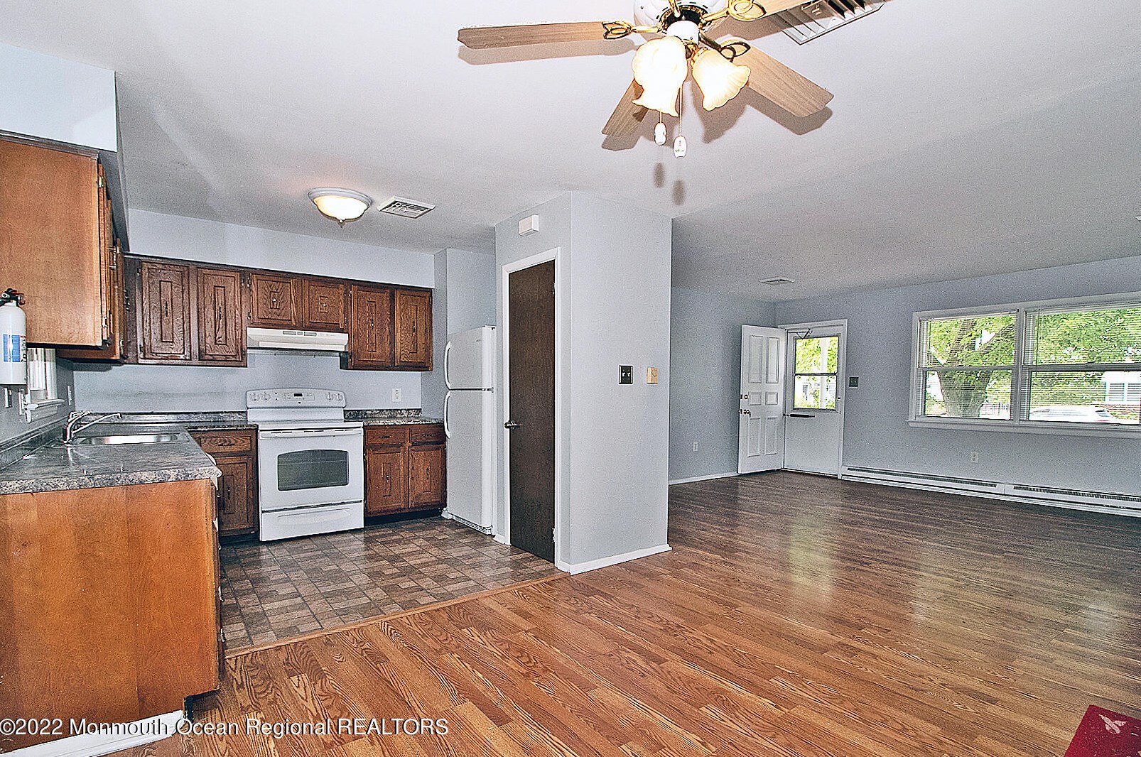 343 Tuscarora Ave, Barnegat Township NJ  08005-2827 exterior