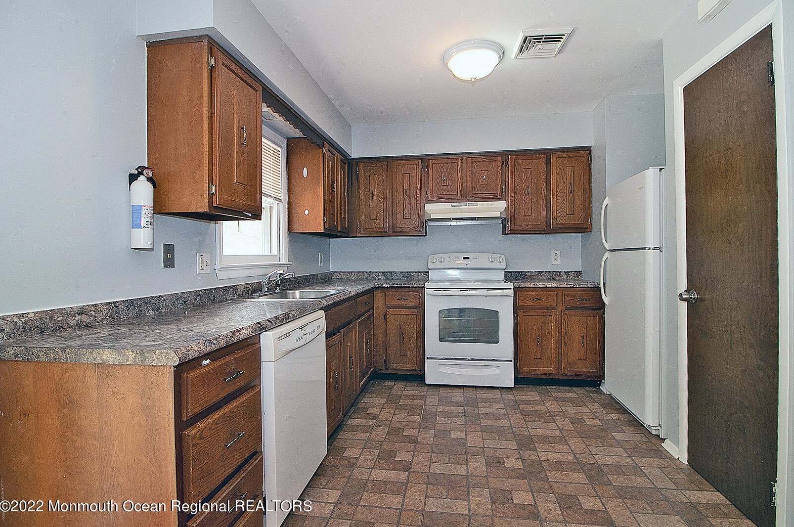 343 Tuscarora Ave, Barnegat Township NJ  08005-2827 exterior