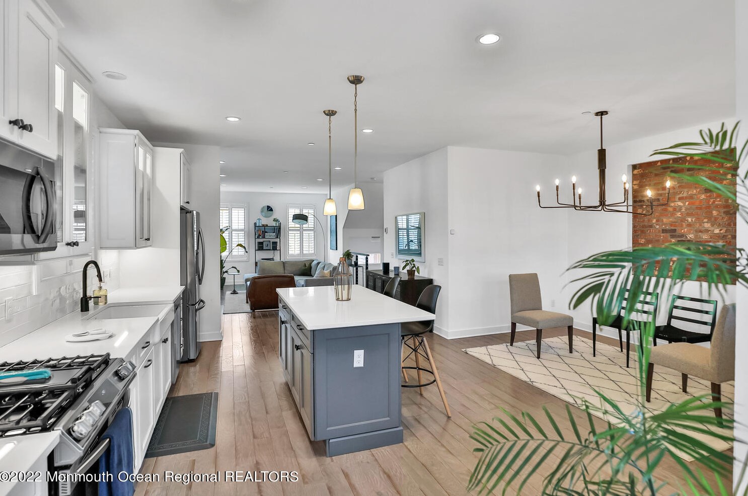 2 River St, Tinton Falls, NJ 07701